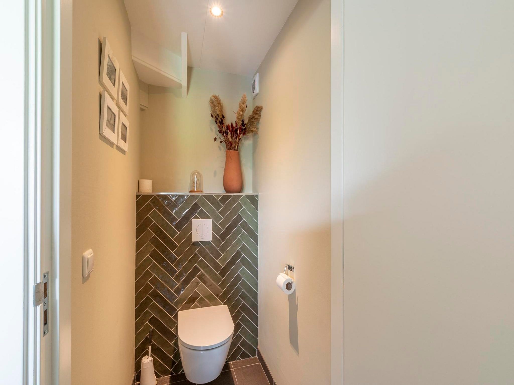 De badkamer van Garnekuul 6 in Callantsoog