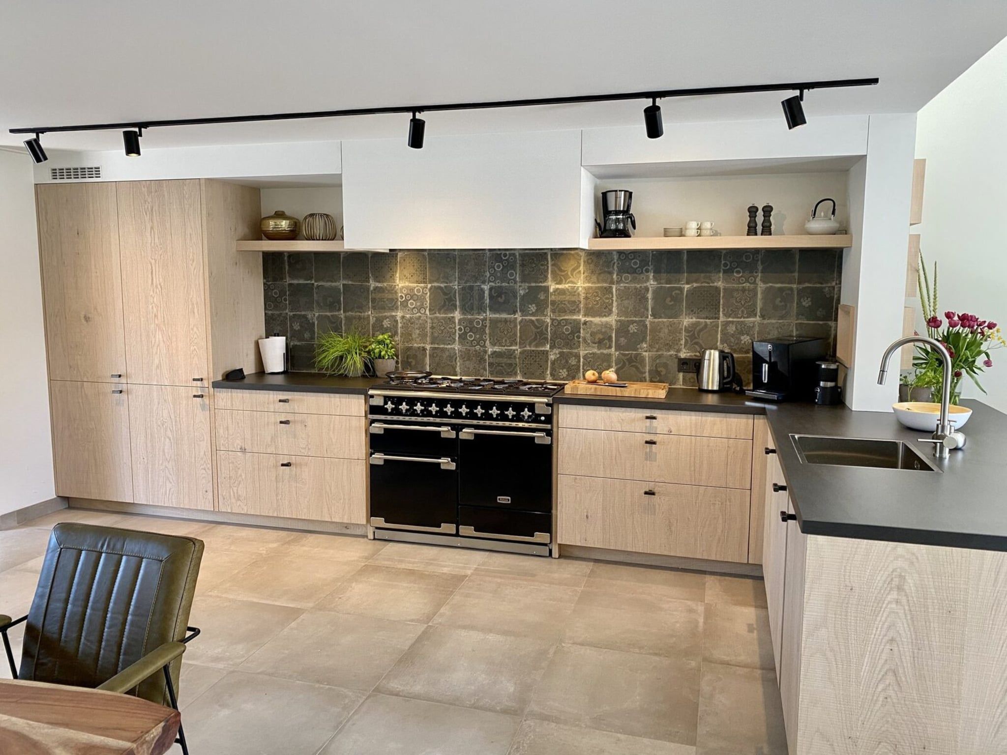 De keuken van Lepelblad 42 en 44  Nieuwvliet-Bad in Nieuwvliet-Bad