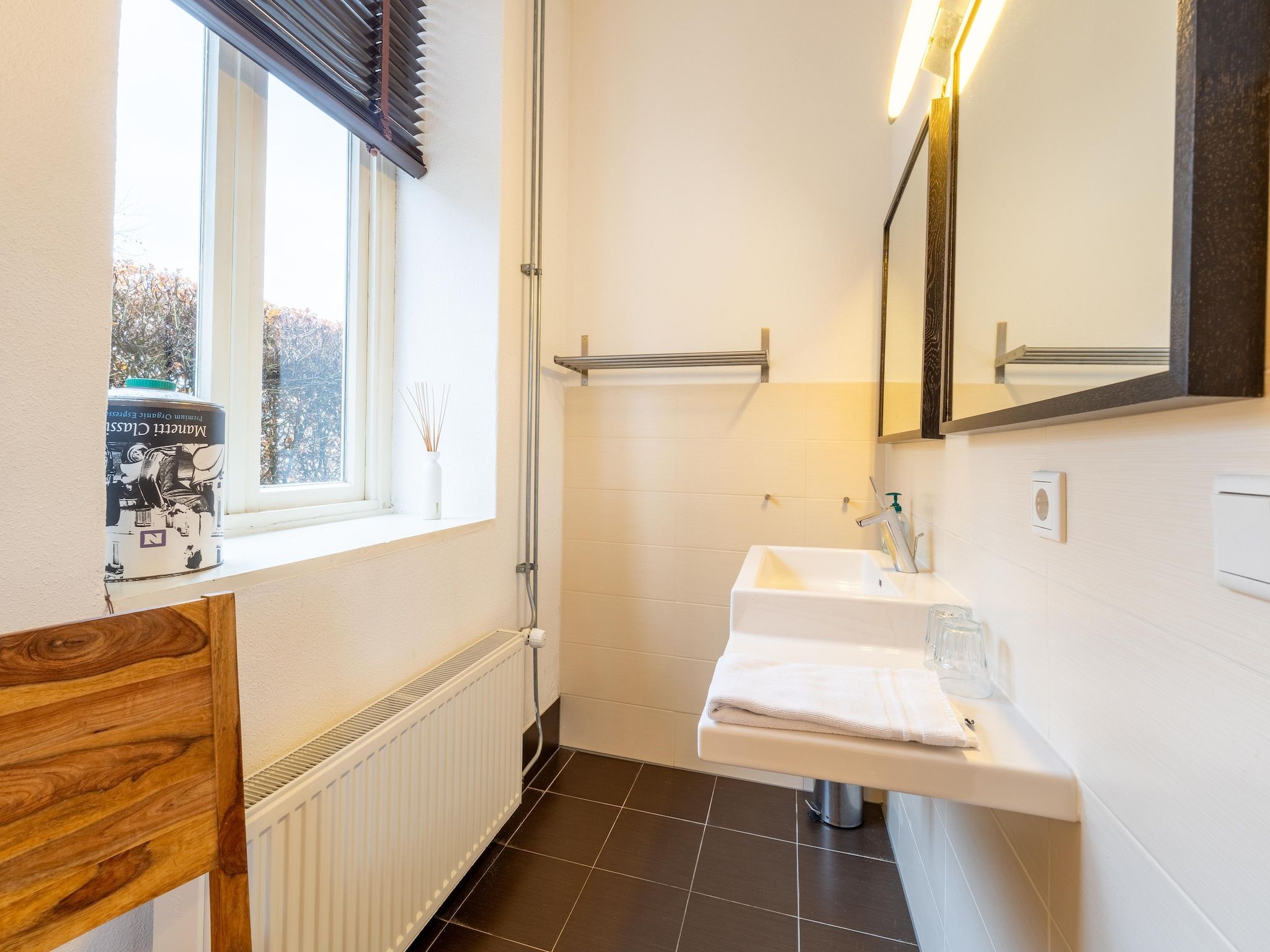 De badkamer van De Slaapfabriek in Teuge