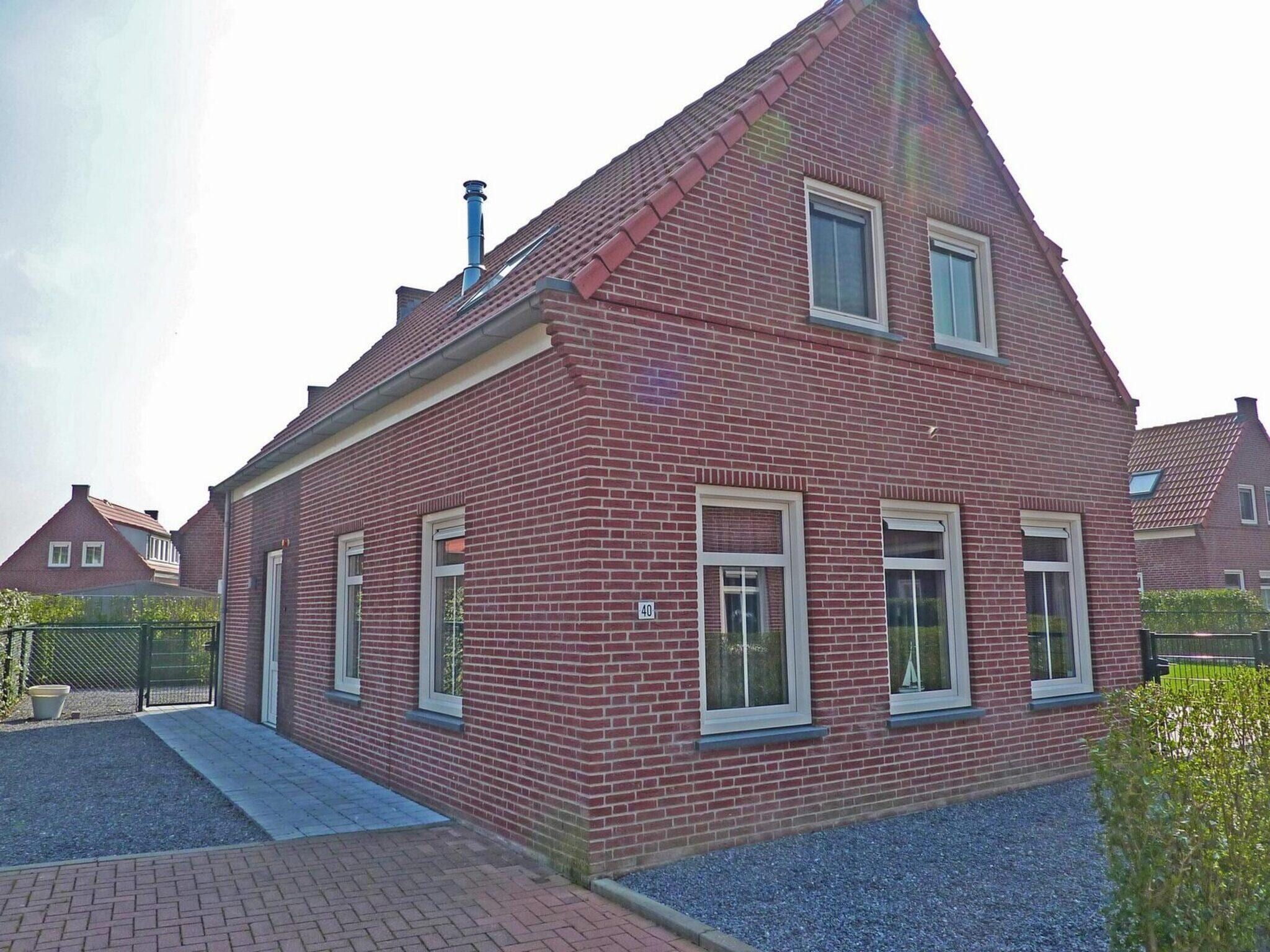 De buitenkant van Landgoed de Lente 40 Sneeuwklokje Breskens in Breskens
