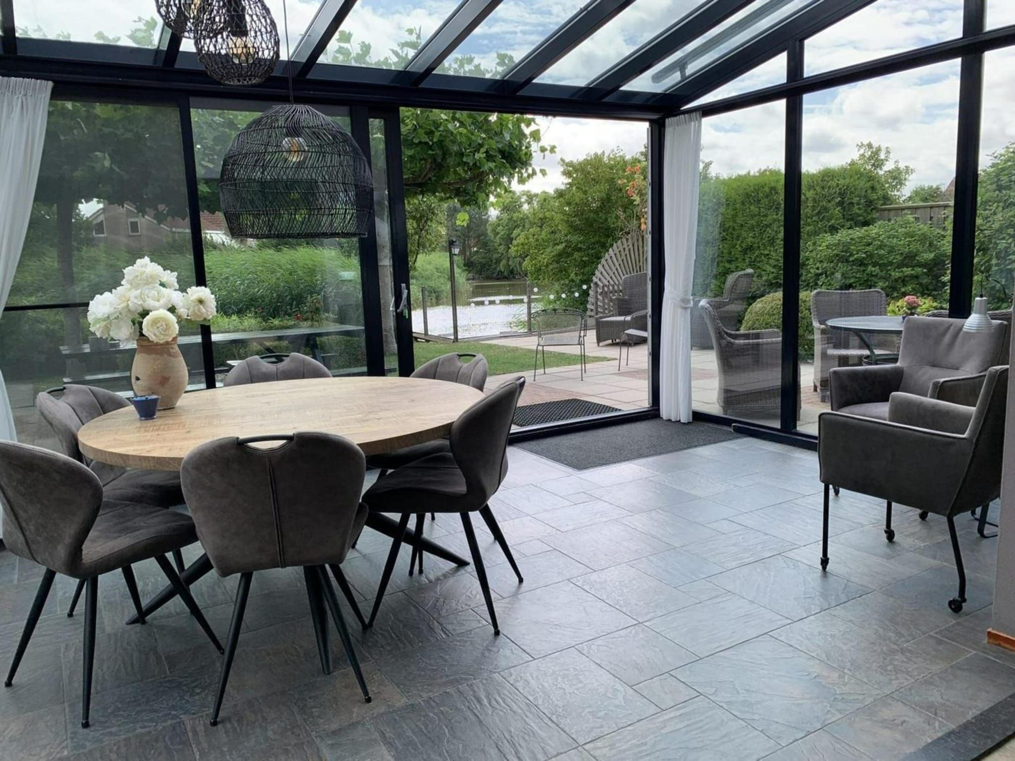 Het terras van Scheldeveste 137 Schelde breskens in Breskens