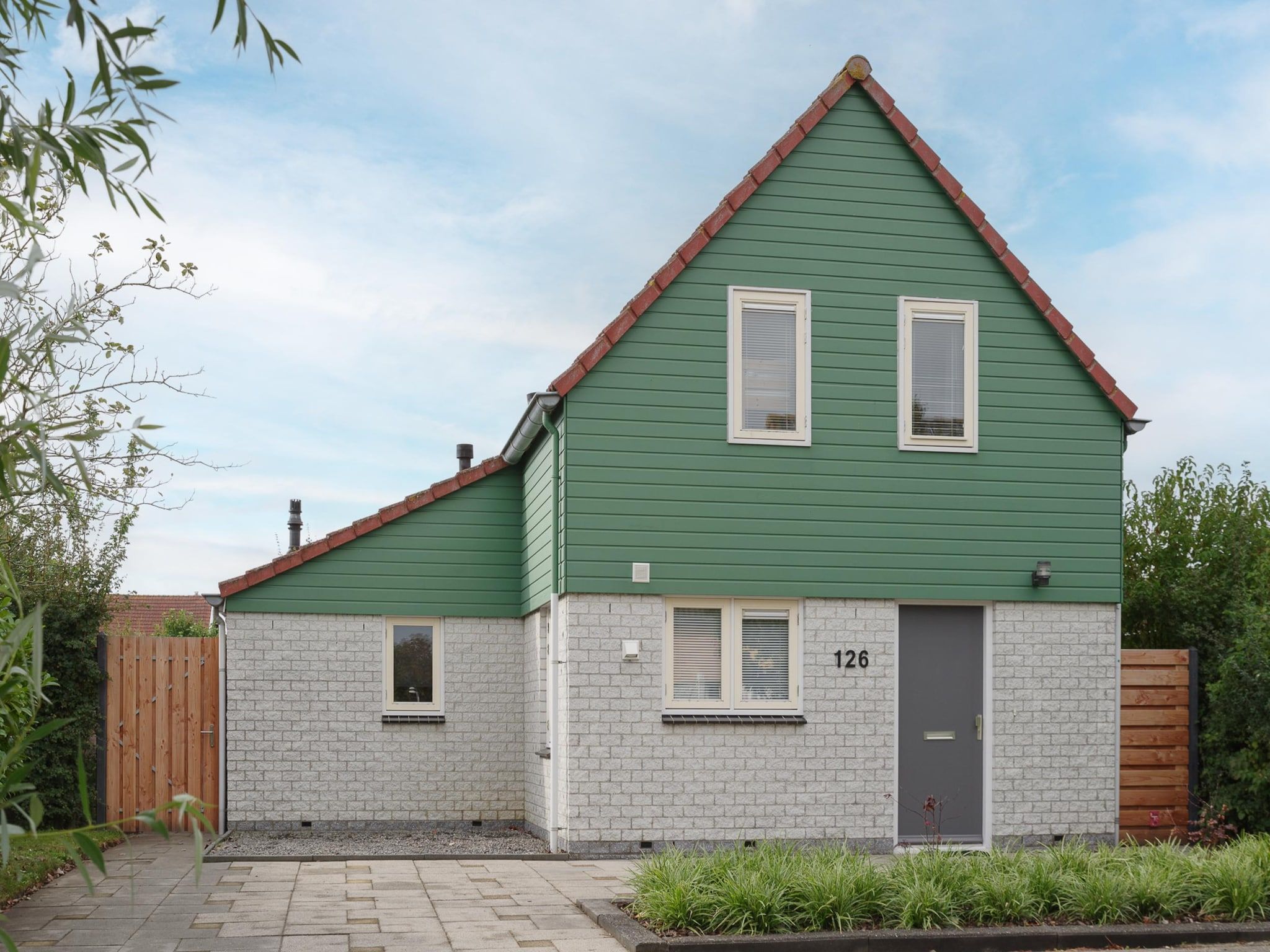 De buitenkant van Villapark De Oesterbaai 126 in Wemeldinge