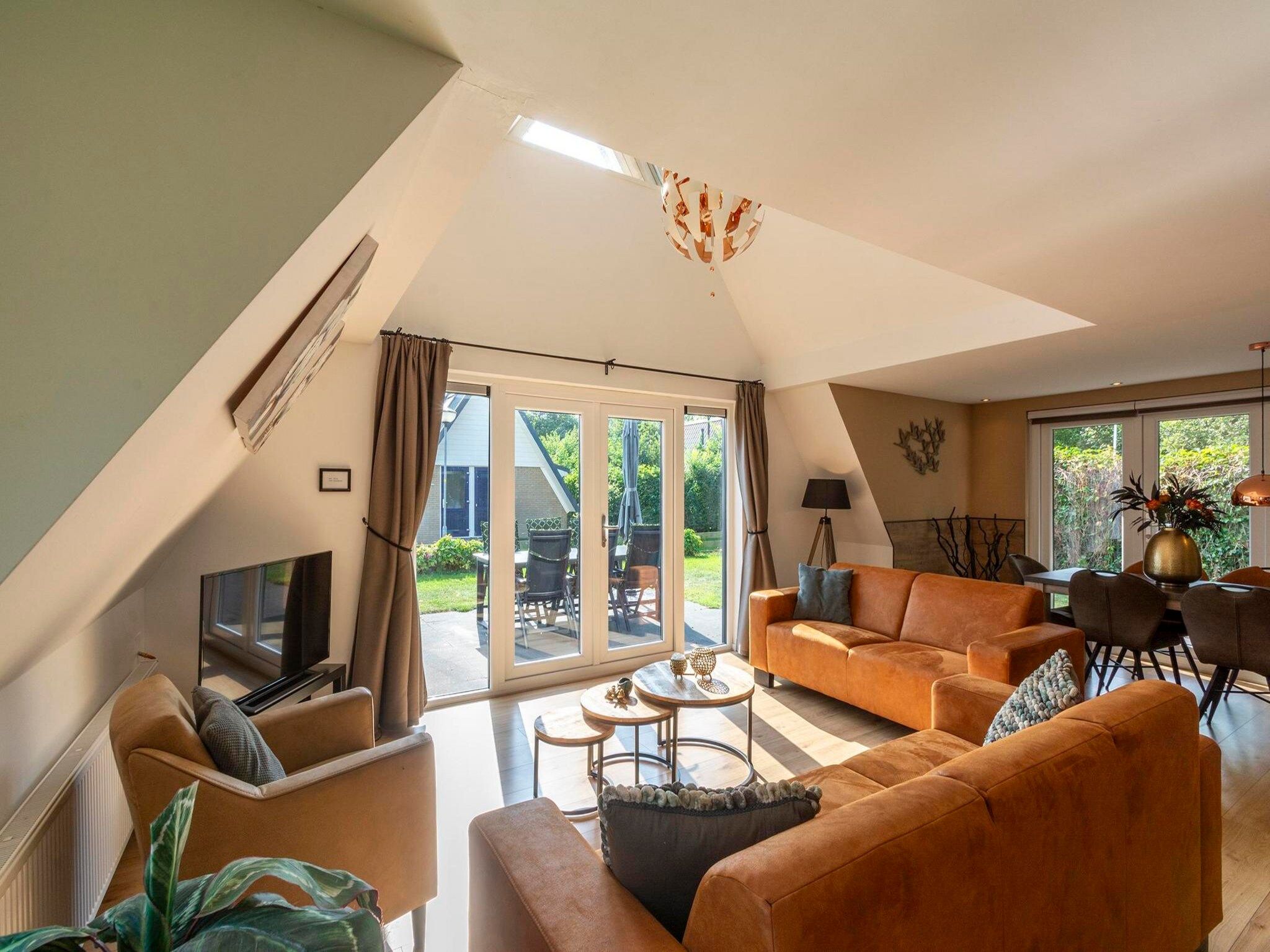 De woonkamer van Sandepark 118 in Groote Keeten