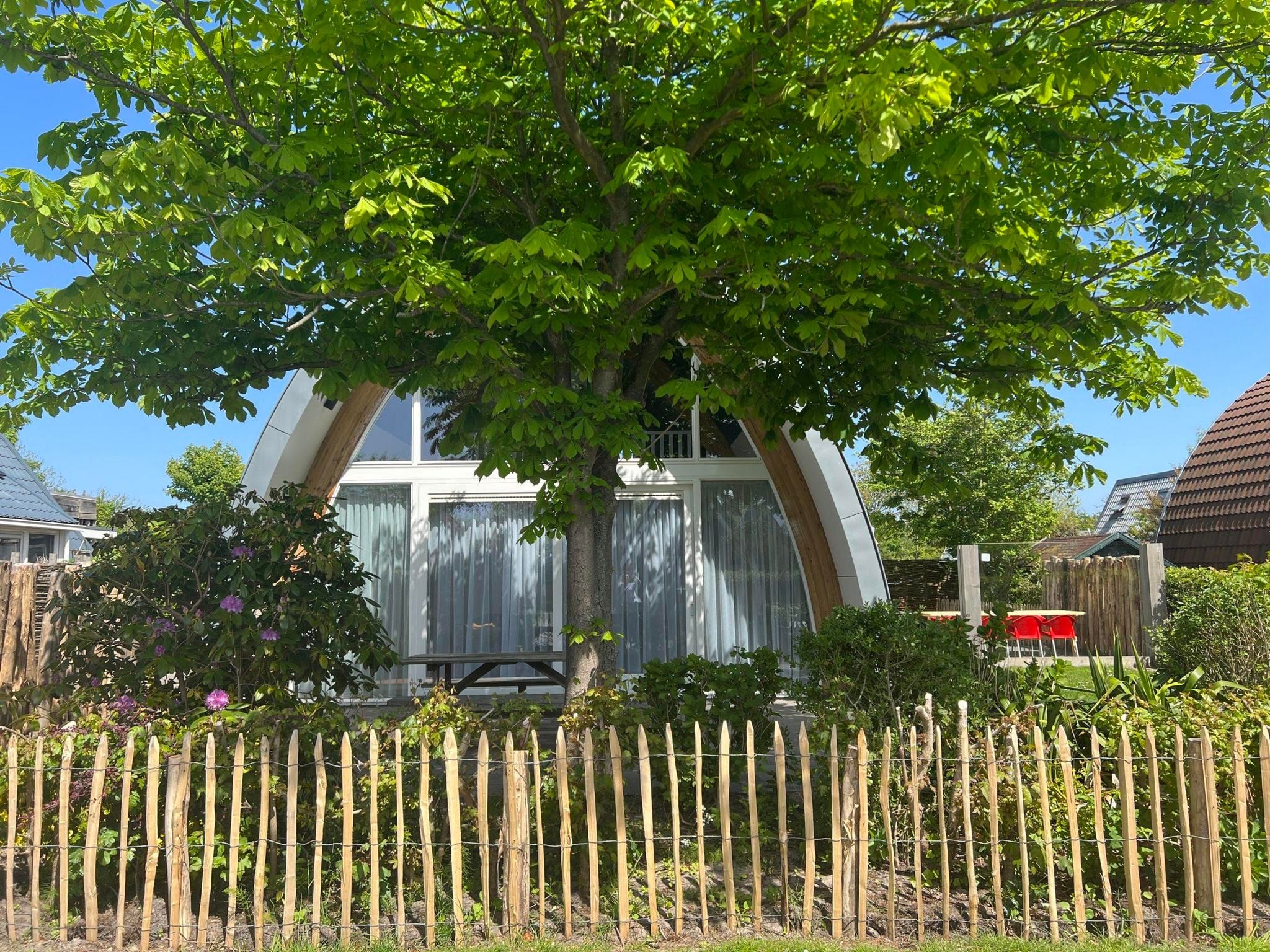 De buitenkant van Lazy Daisy in Groote Keeten