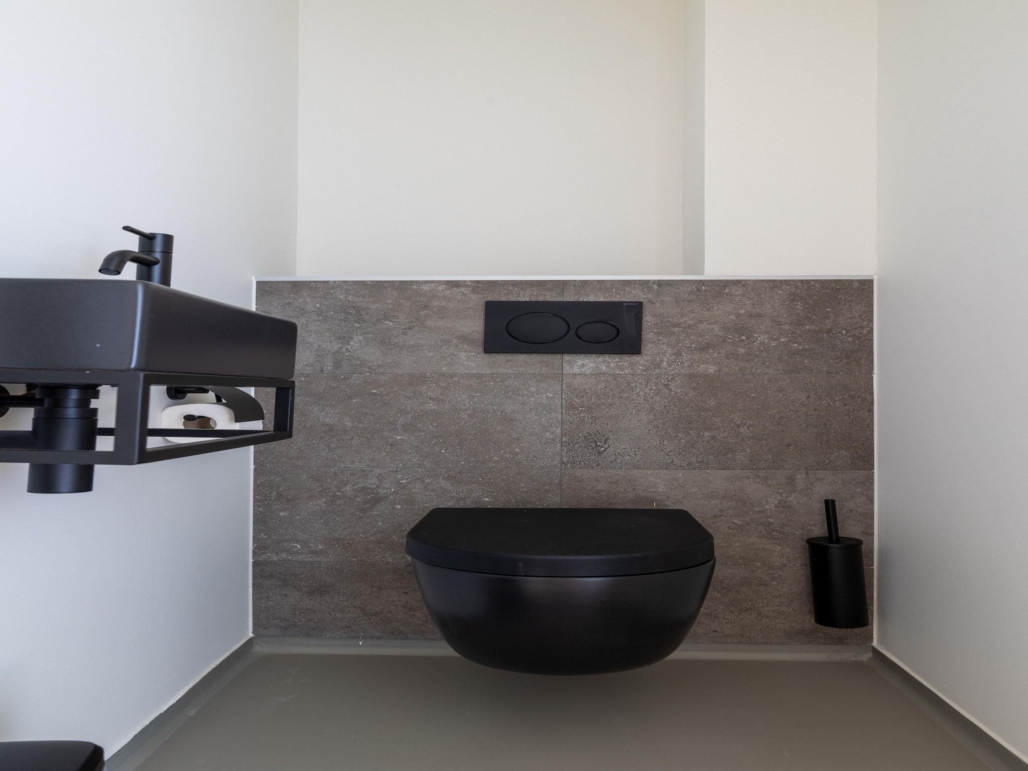 De badkamer van Appartement Vista Maris 'Haus am See' - Havenweg 8-30  Sint-Annaland in Sint-Annaland