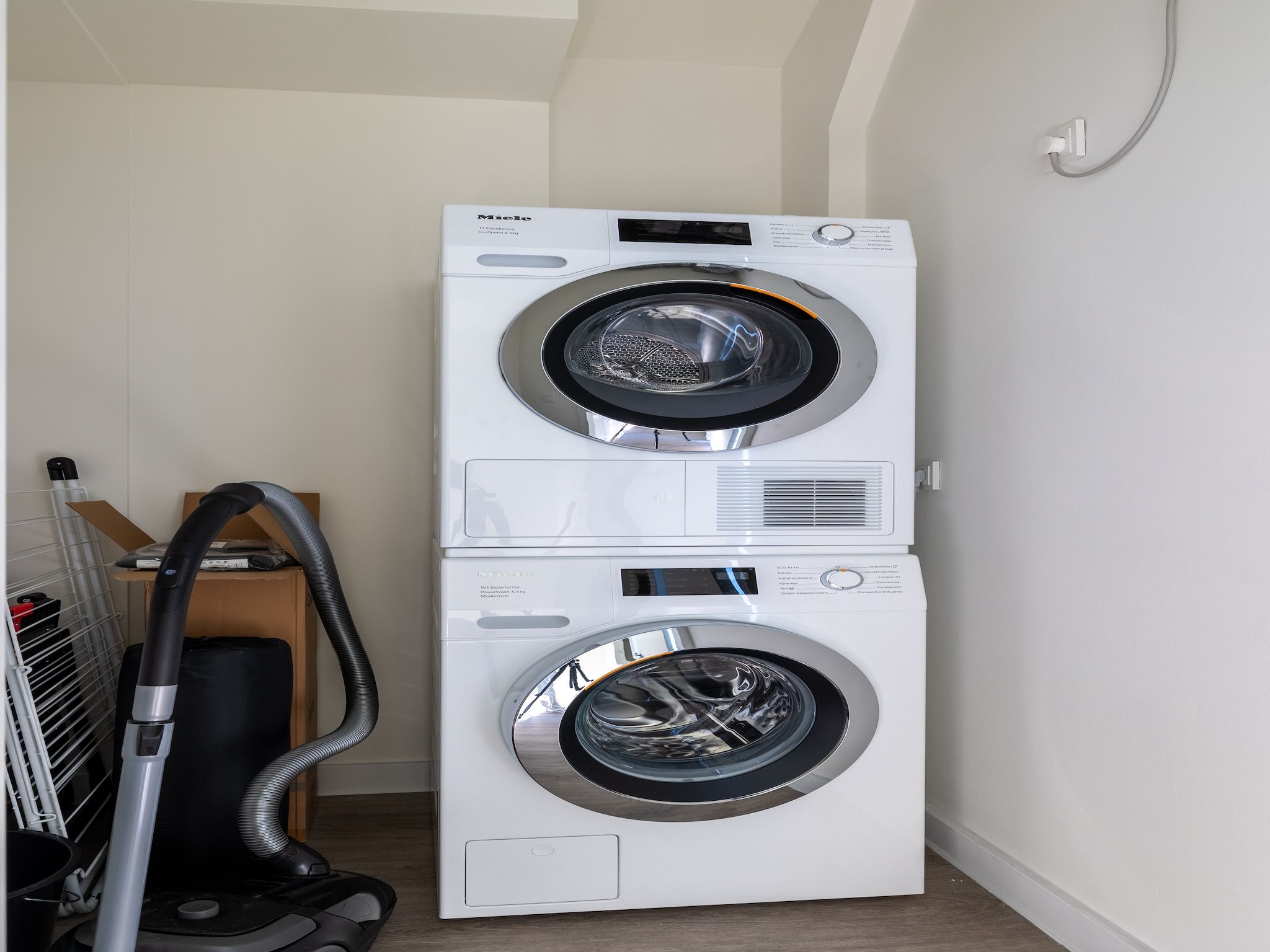 De badkamer van Appartement Vista Maris 'Haus am See' - Havenweg 8-30  Sint-Annaland in Sint-Annaland