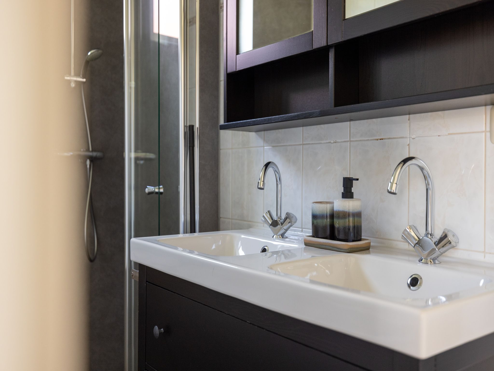 De badkamer van Medemblik 14 in Andijk