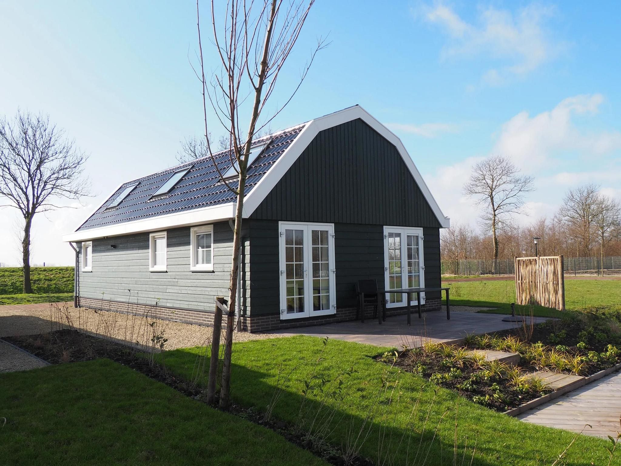 De buitenkant van Tulpenhof Villa  10 personen in West-Graftdijk