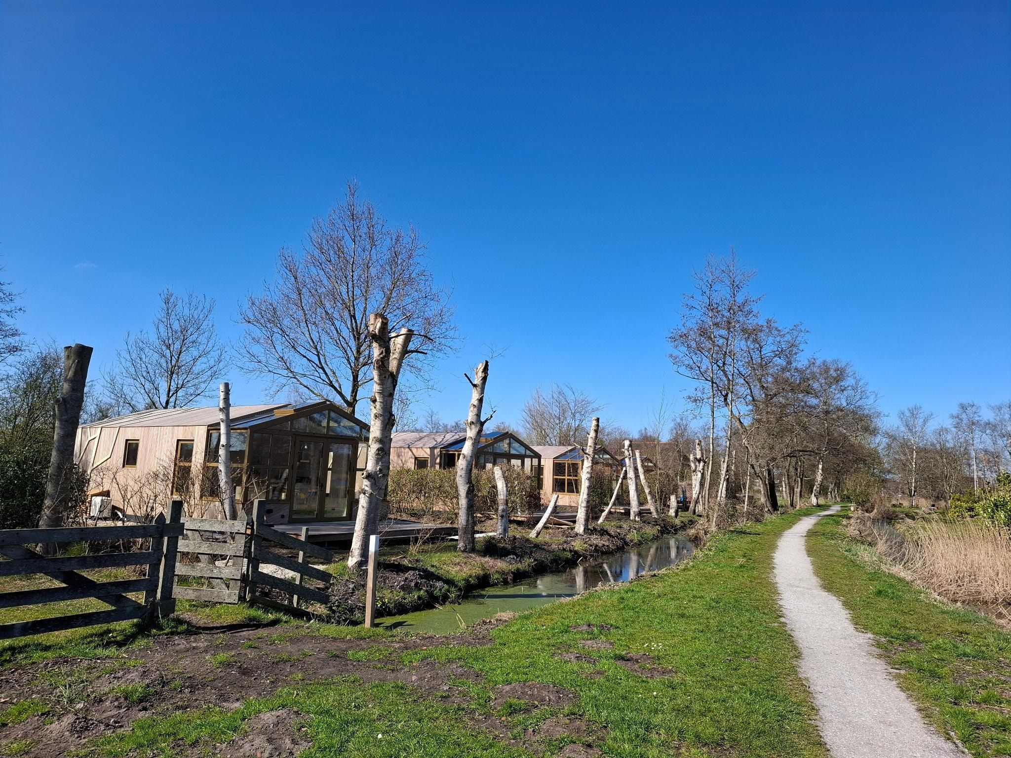 Groepsaccommodatie + 4 large greenhouses (36 personen) in Scherpenzeel (FR) - Foto 2 van 39