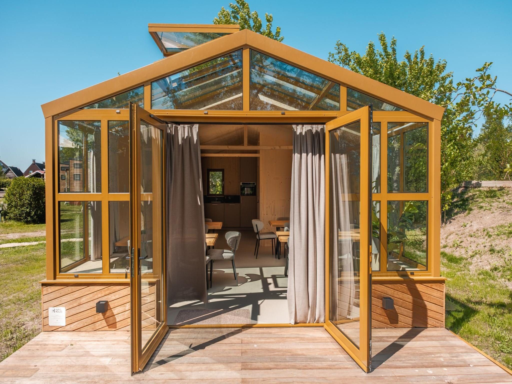 Groepsruimte i.c.m. 4 large greenhouses in Scherpenzeel (FR) - Foto 20 van 39