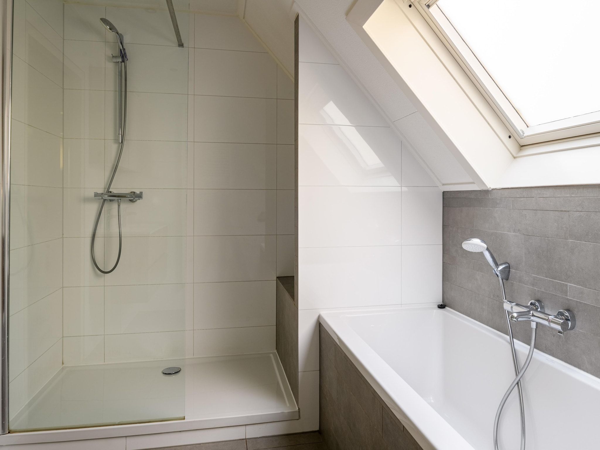 De badkamer van Parc Duc de Brabant 16 in Diessen-Baarschot