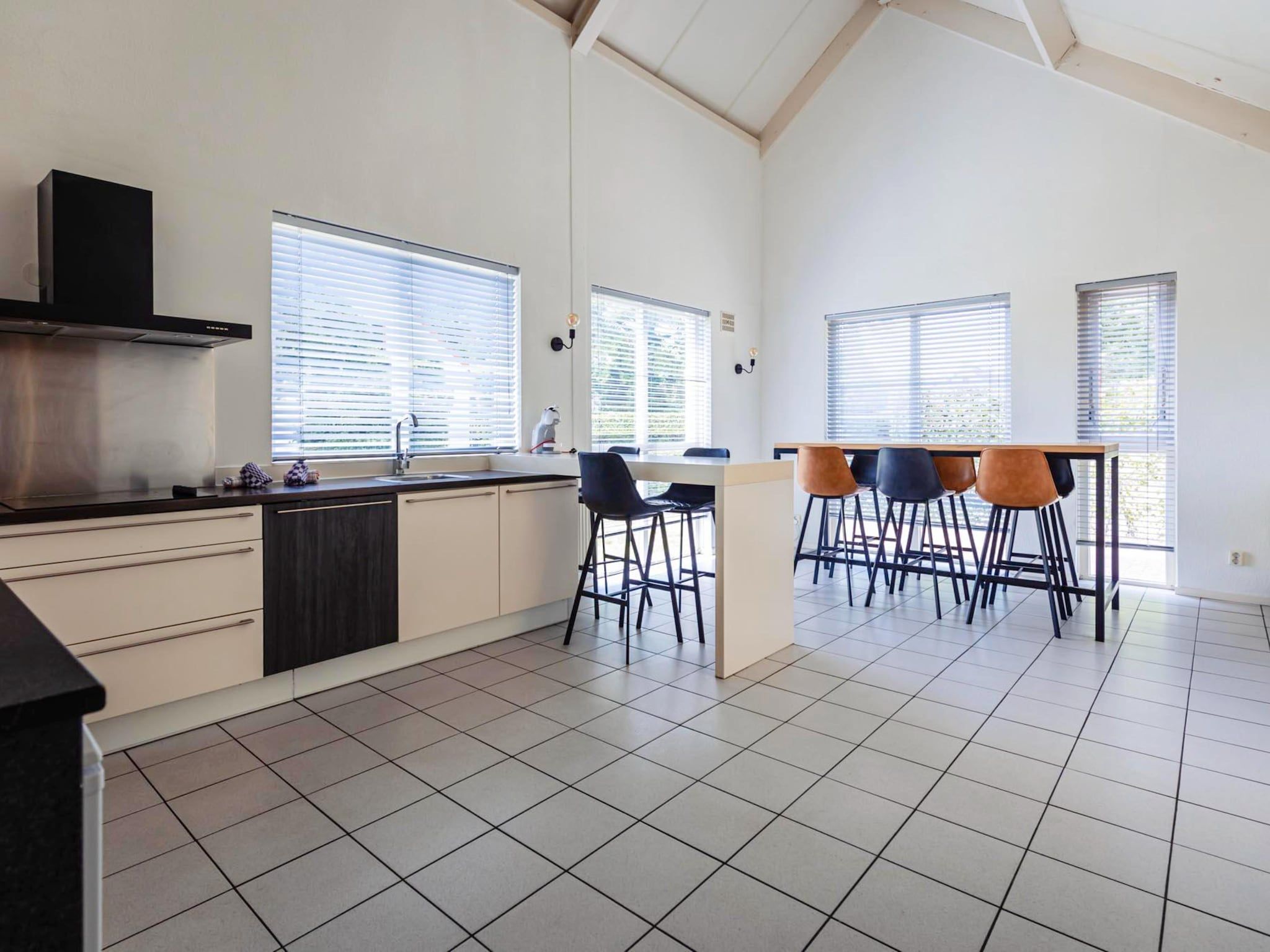 De keuken van 16 - Persons Family bungalow in Ewijk