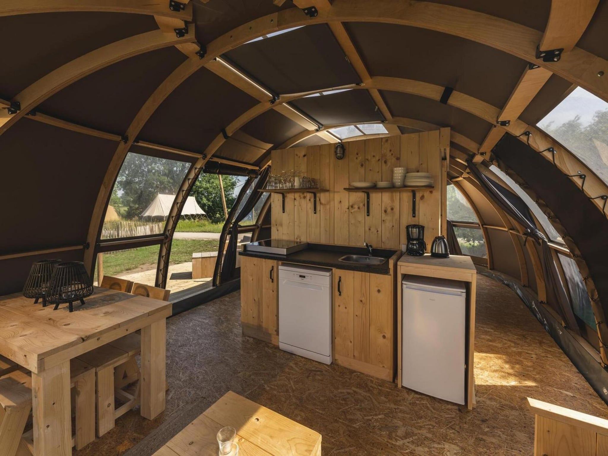 De keuken van Group accommodation (6x luxury glamping tent) I 32 people in Zuna