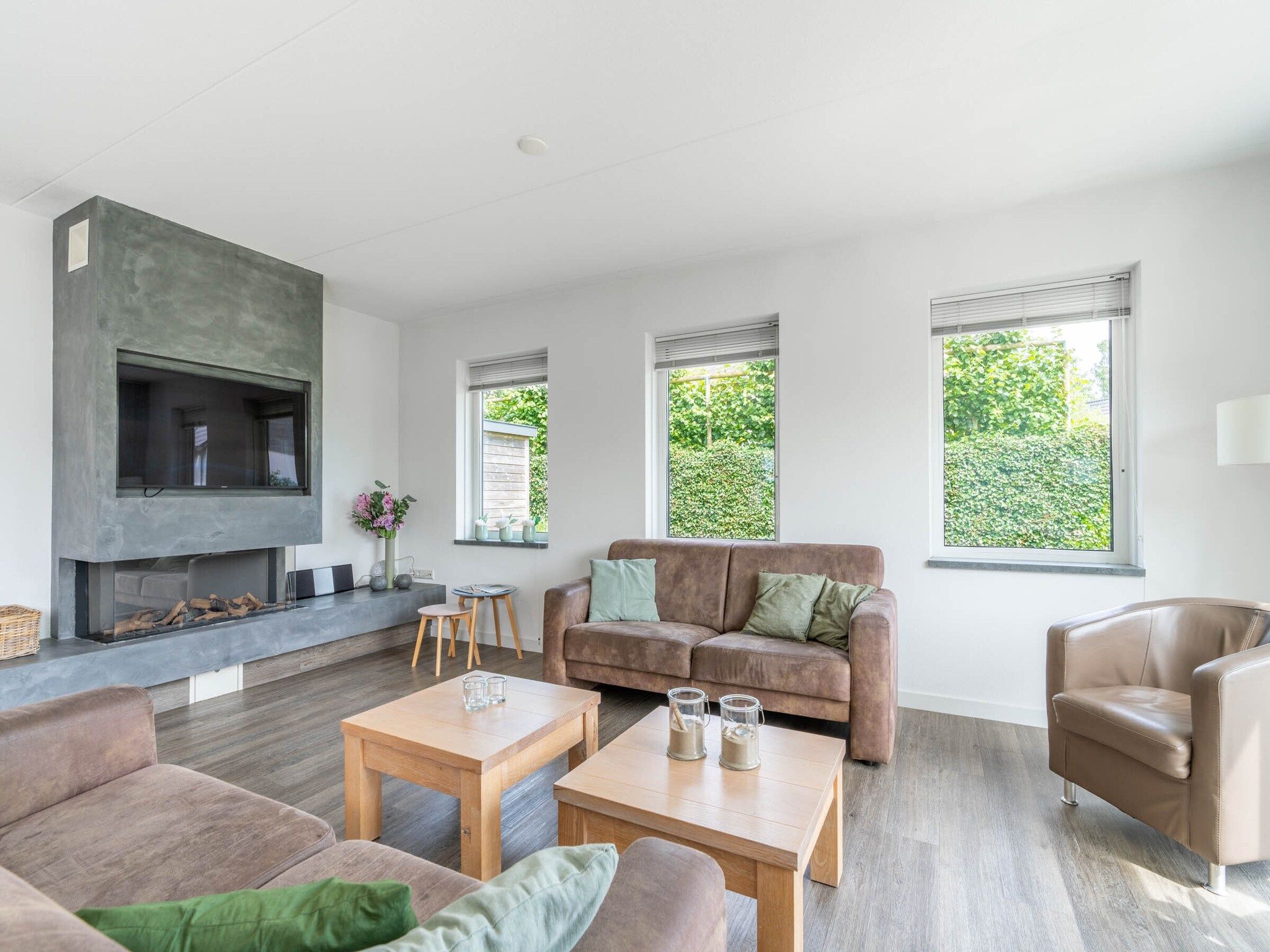 De woonkamer van Hoogelandt 106F in De Koog