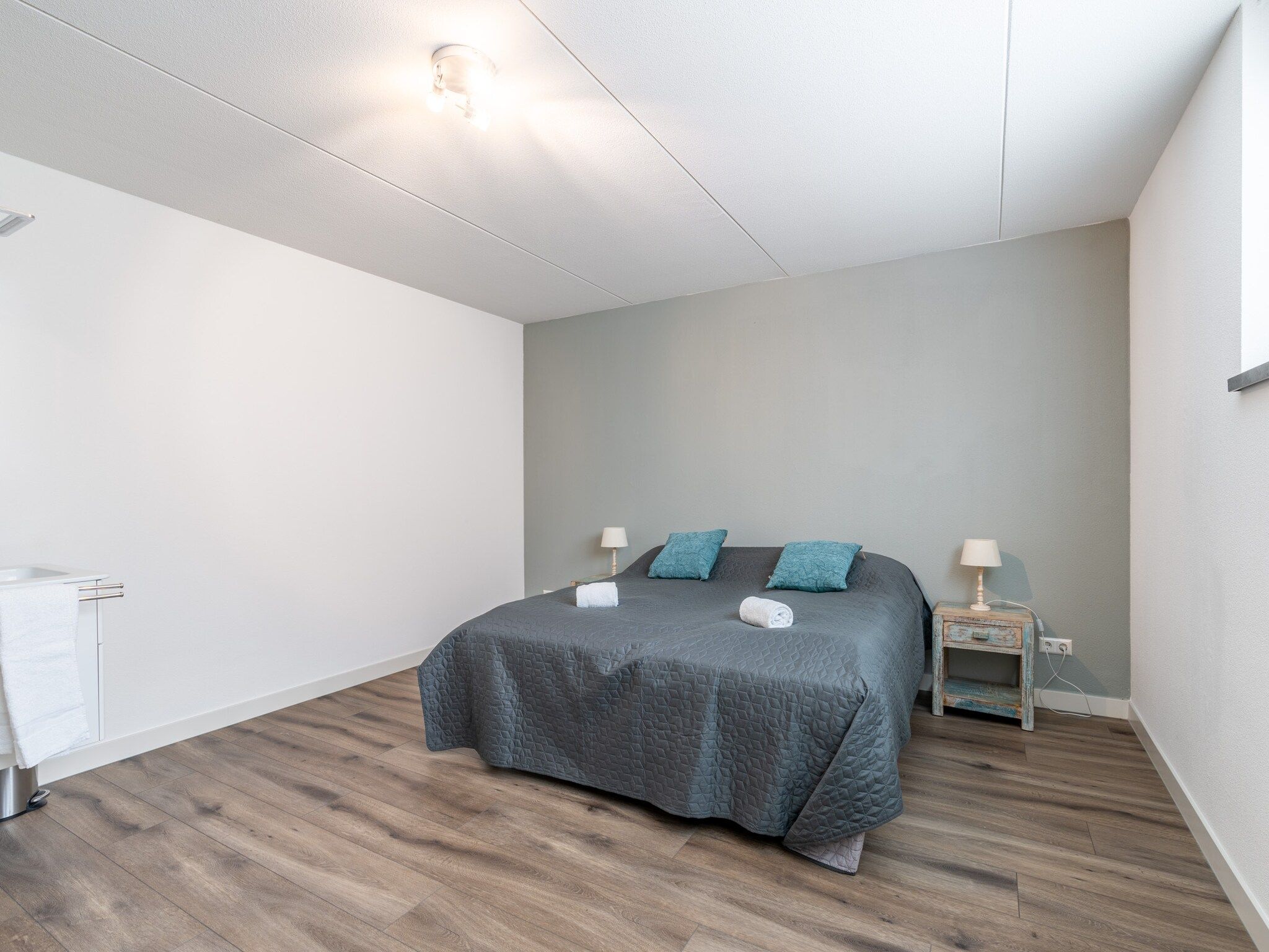 Een slaapkamer van Hoogelandt 106F in De Koog