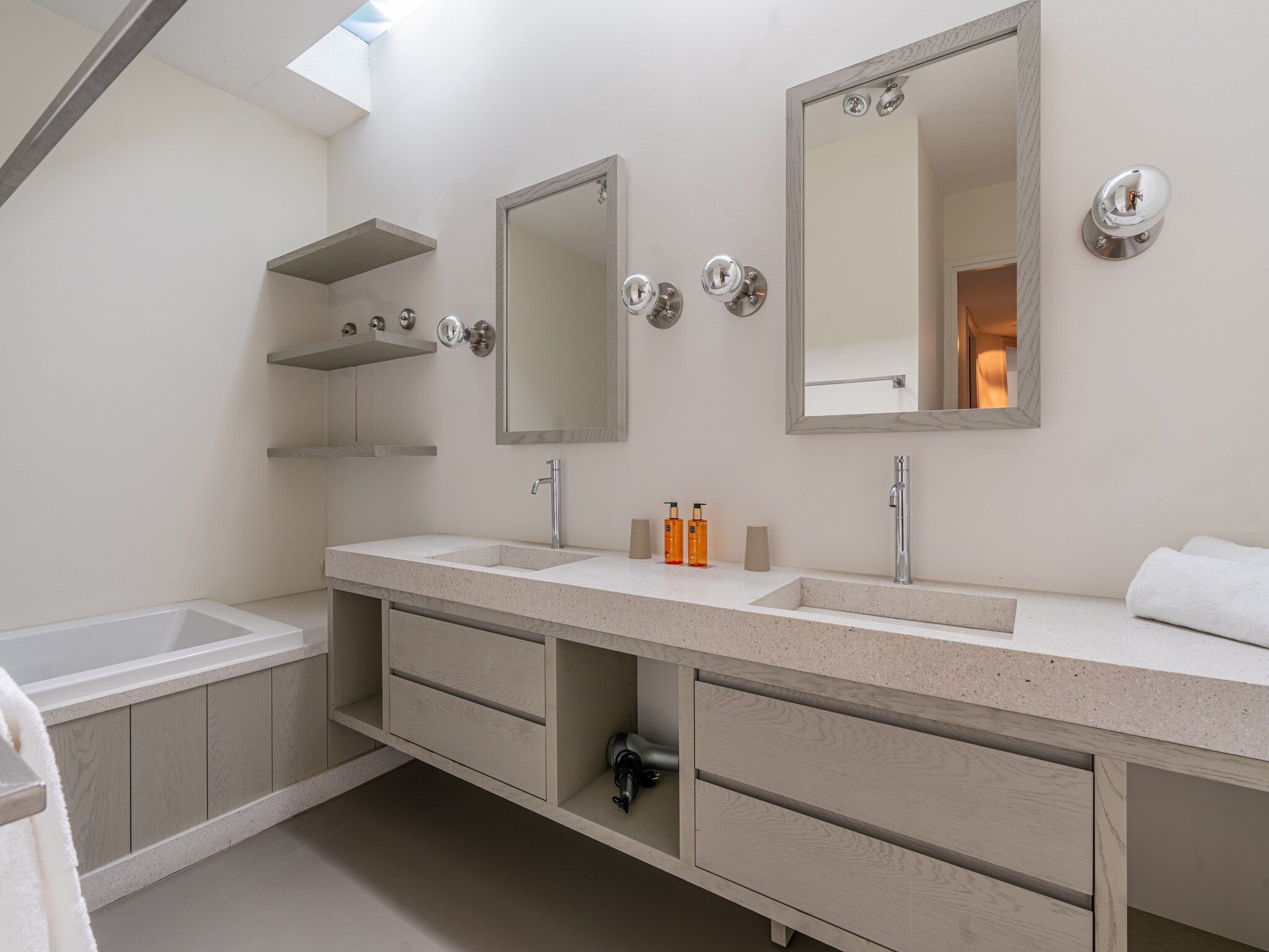 De badkamer van Duynzoom 5 in De Koog