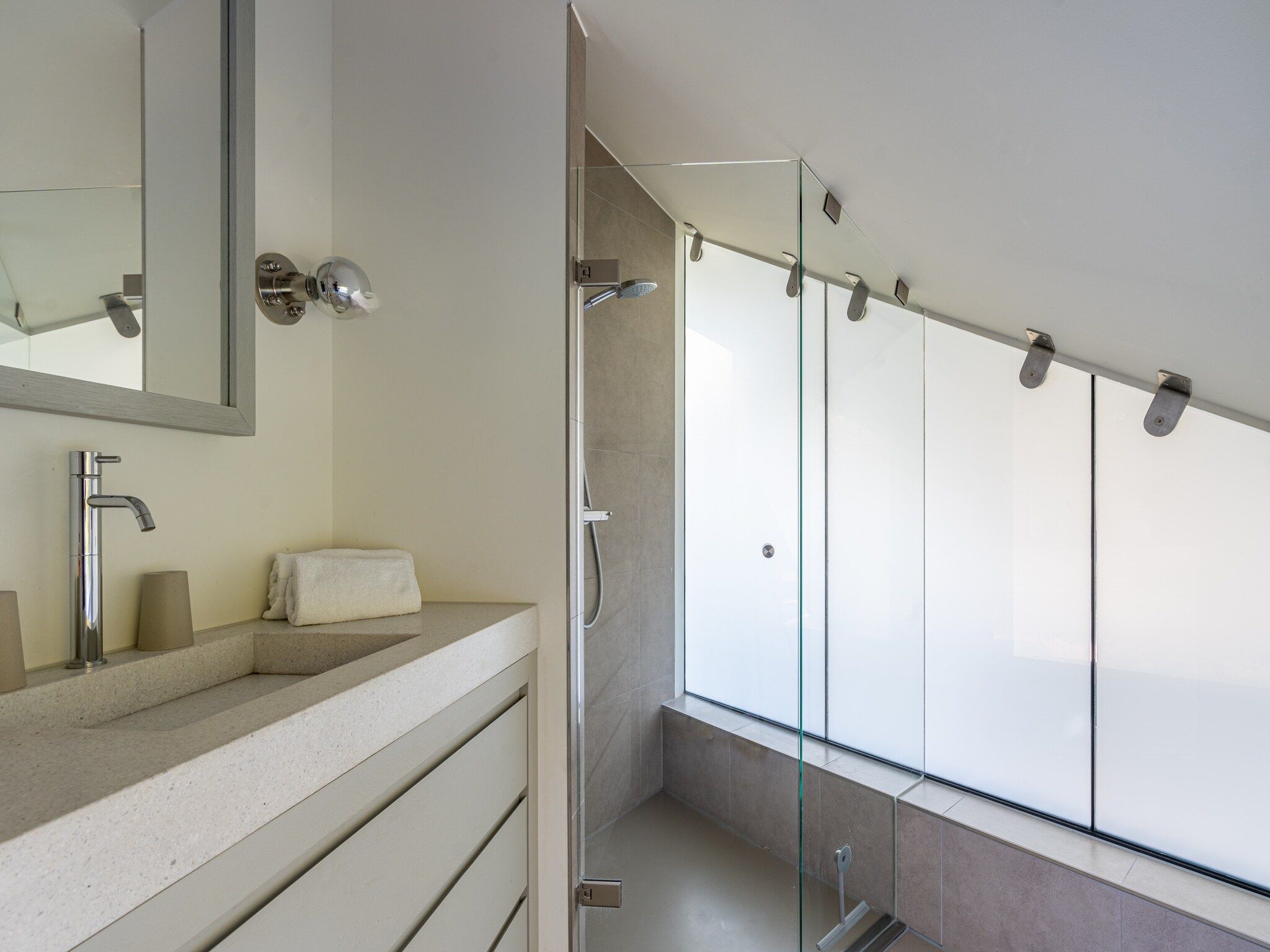 De badkamer van Duynzoom 5 in De Koog