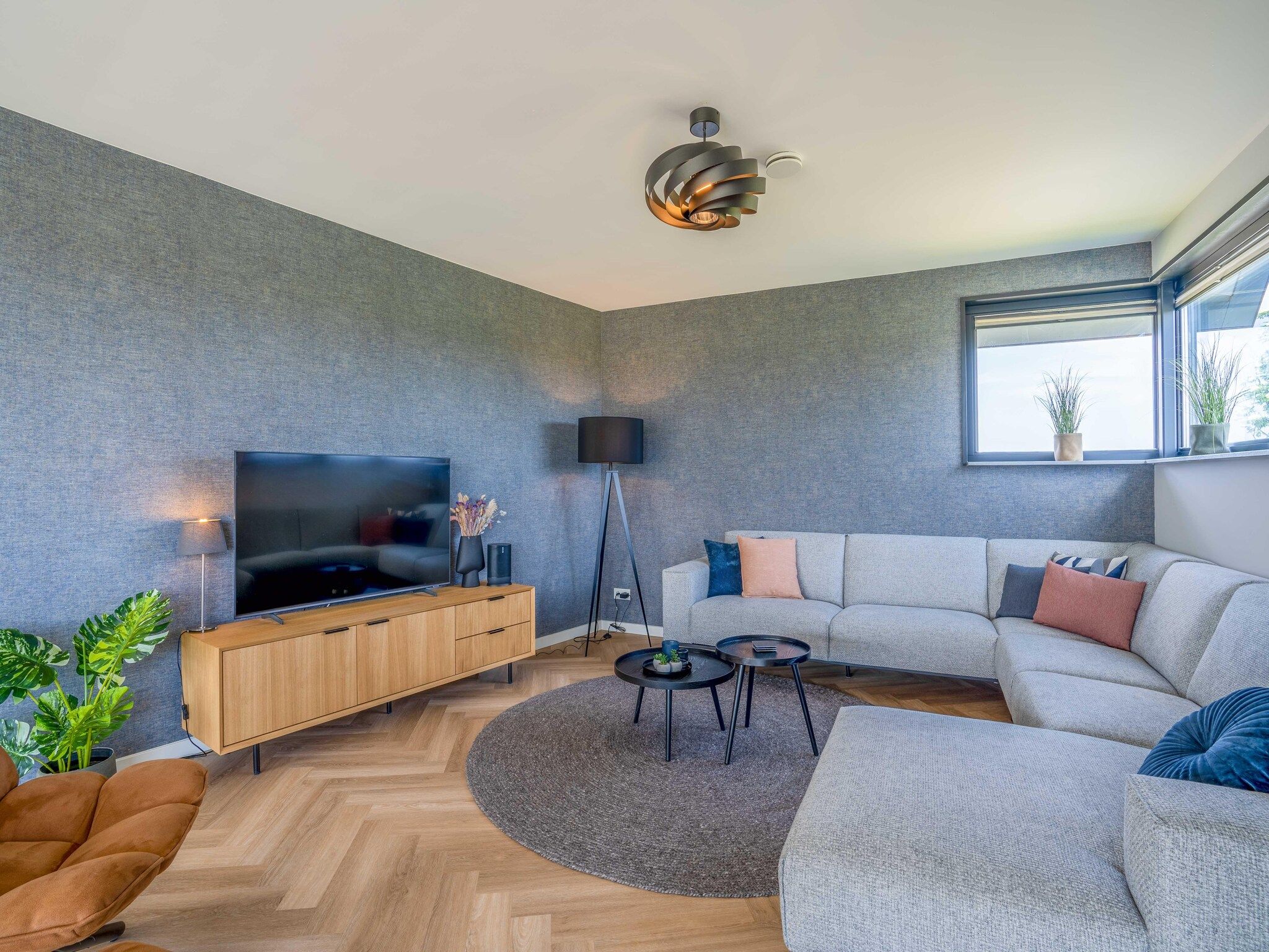 De woonkamer van Waalburght 24 in De Waal