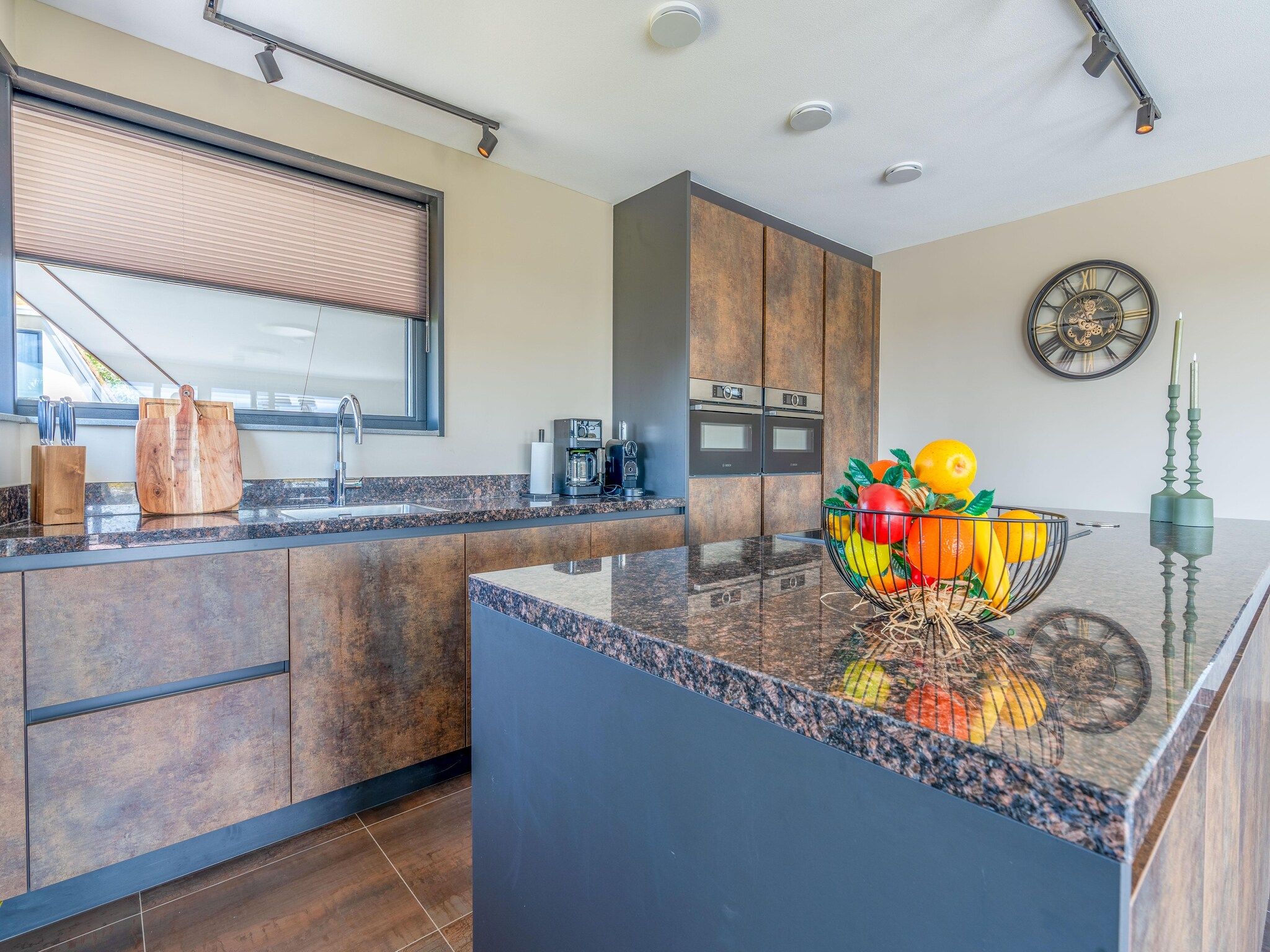 De keuken van Waalerburght 18 in De Waal