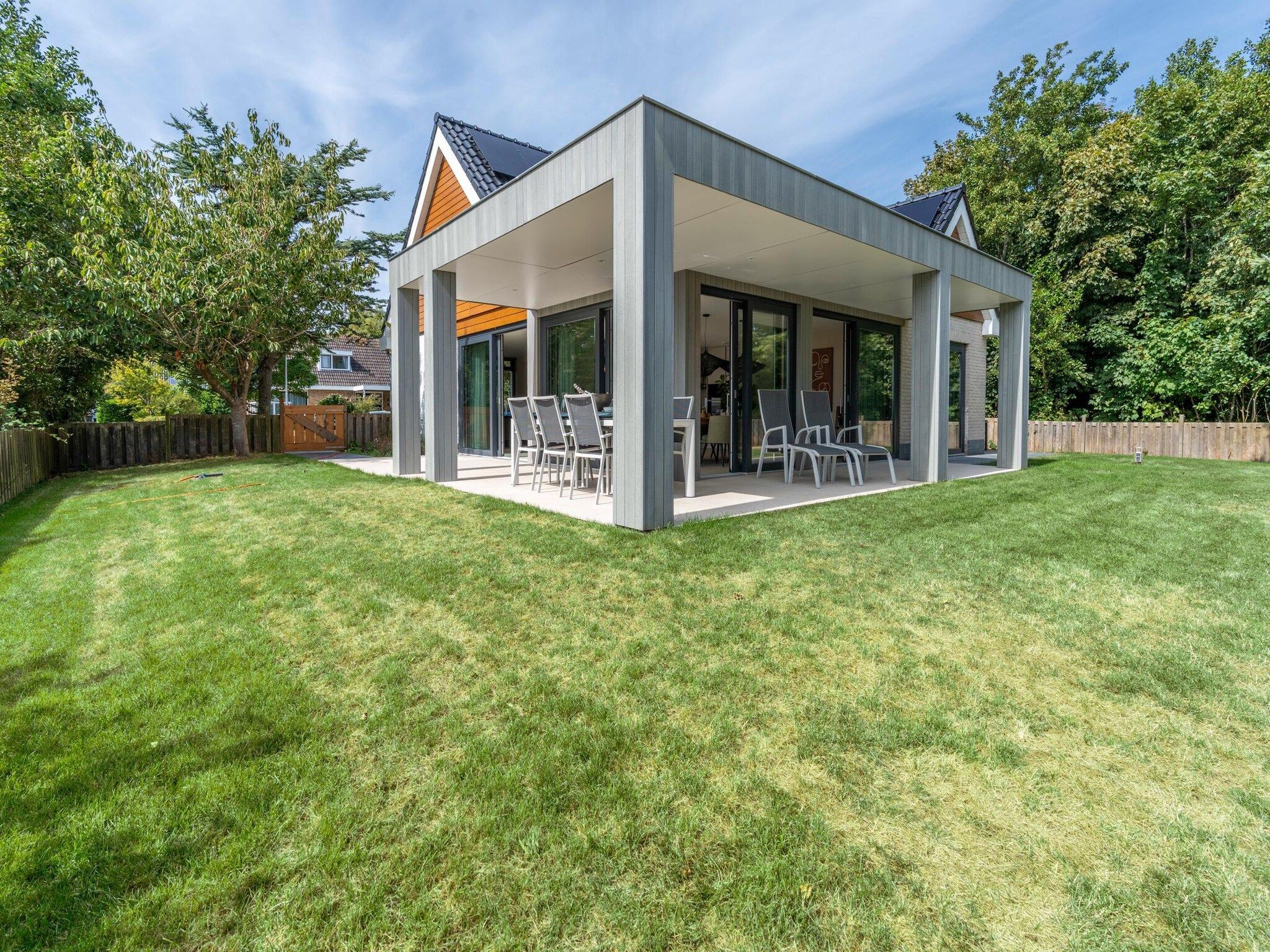 De buitenkant van Orchismient 39 in De Koog