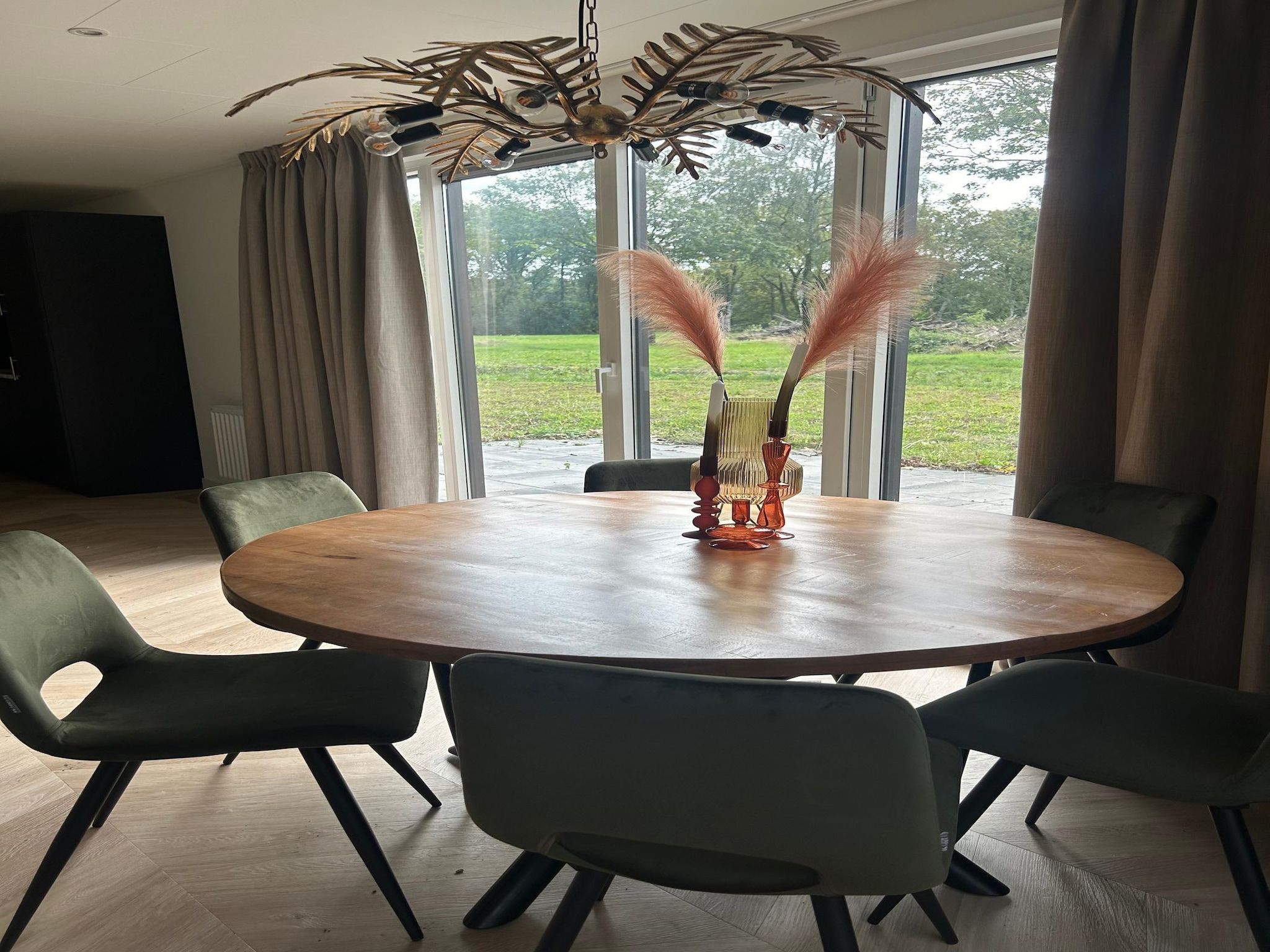 De eetkamer van De Steppe 8 pax - 8 in Ulicoten