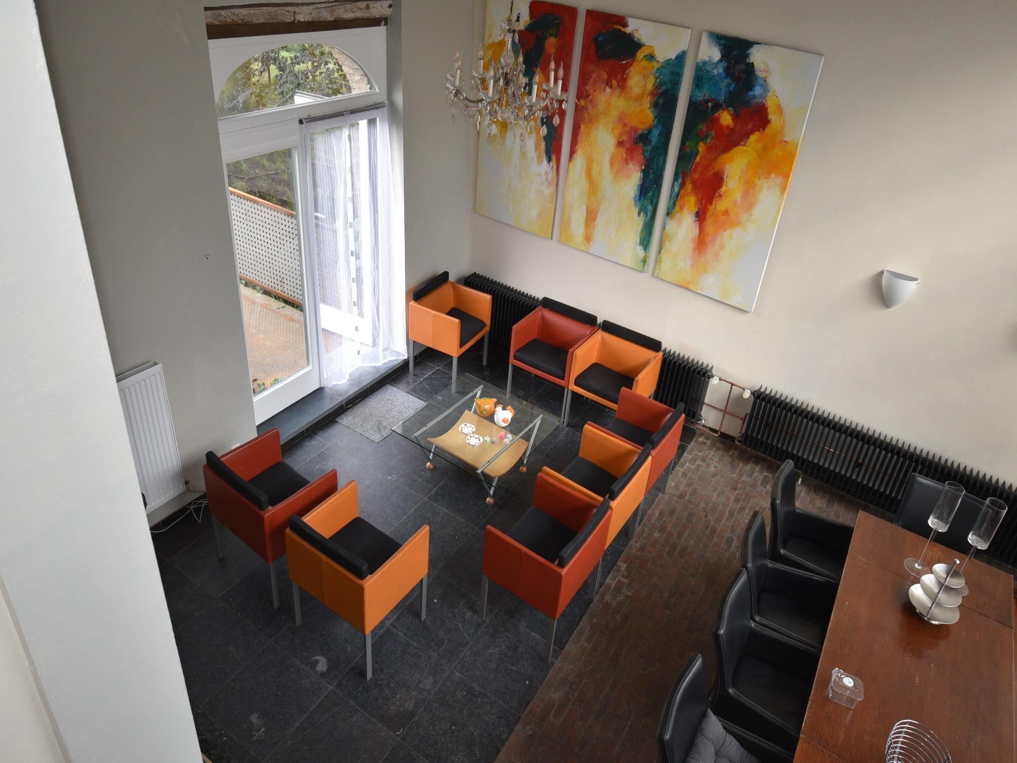 De woonkamer van Meschermolen 14 in Mesch-Eijsden