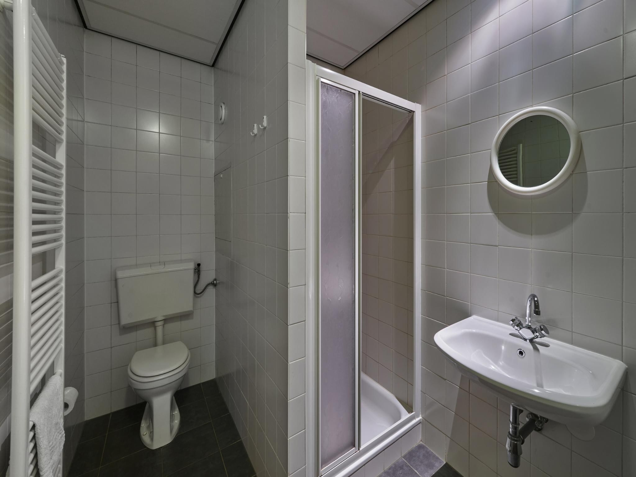 De badkamer van Meschermolen 13 in Mesch-Eijsden