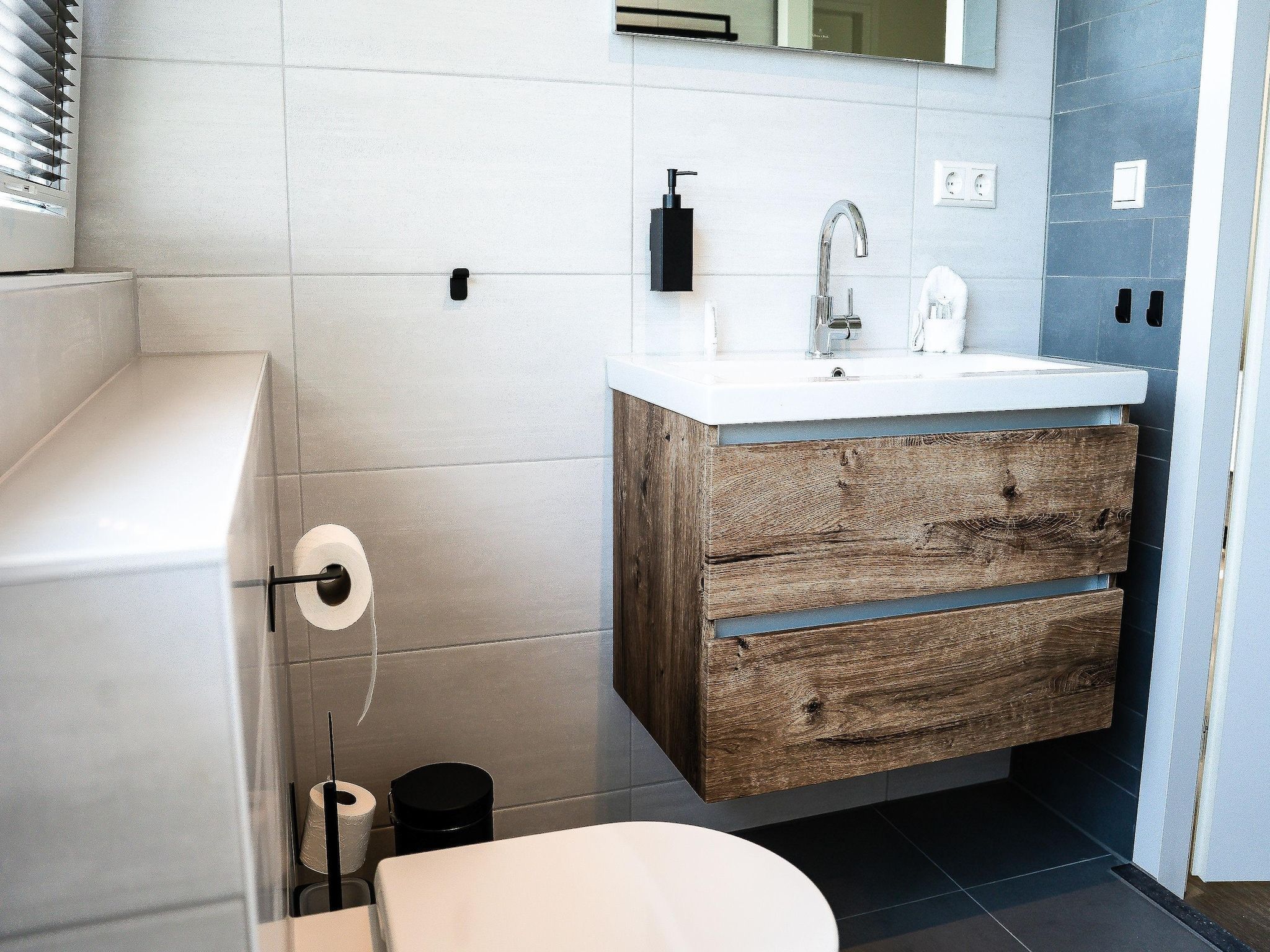 De badkamer van Wetterfrei in Elahuizen