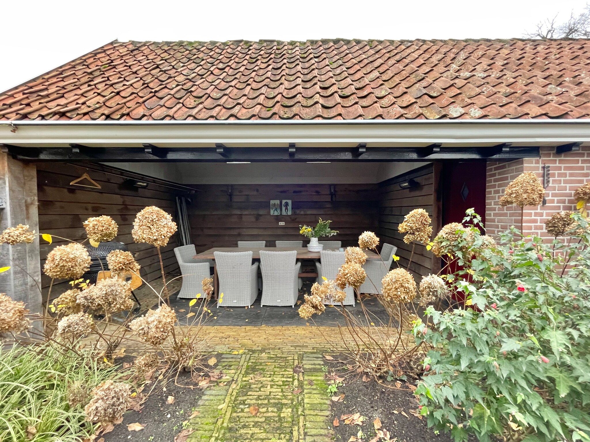 Het terras van de Binnenhof in Vriezenveen