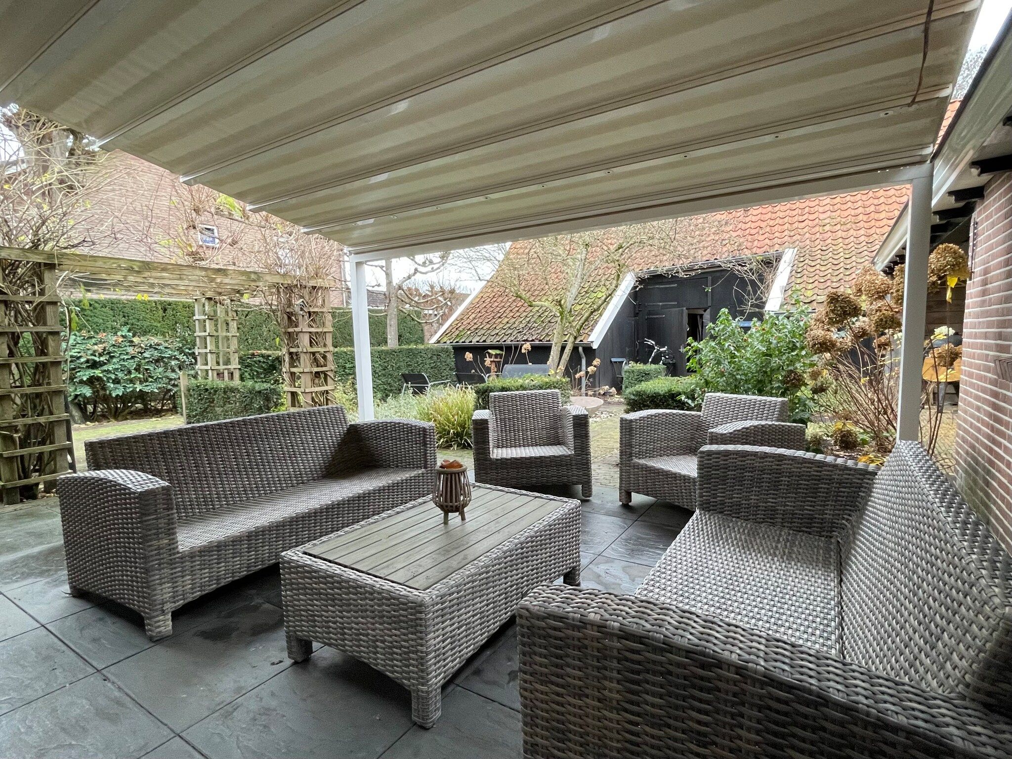 Het terras van de Binnenhof in Vriezenveen