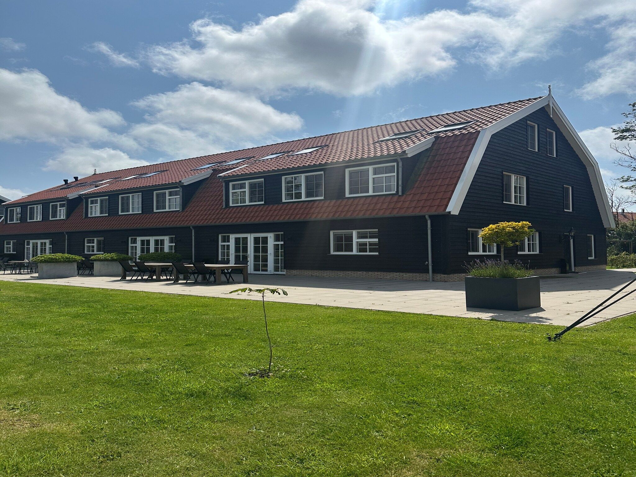 De buitenkant van Duynweelde Texel in Den Burg