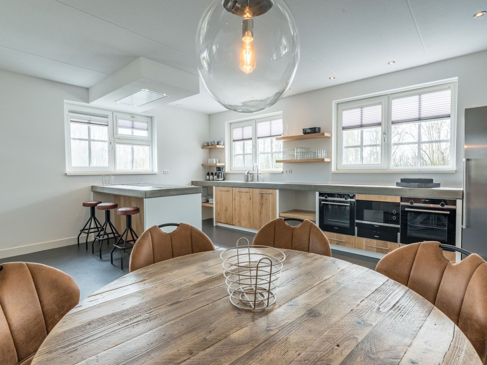 De eetkamer van Waddenweelde Texel in Den Burg