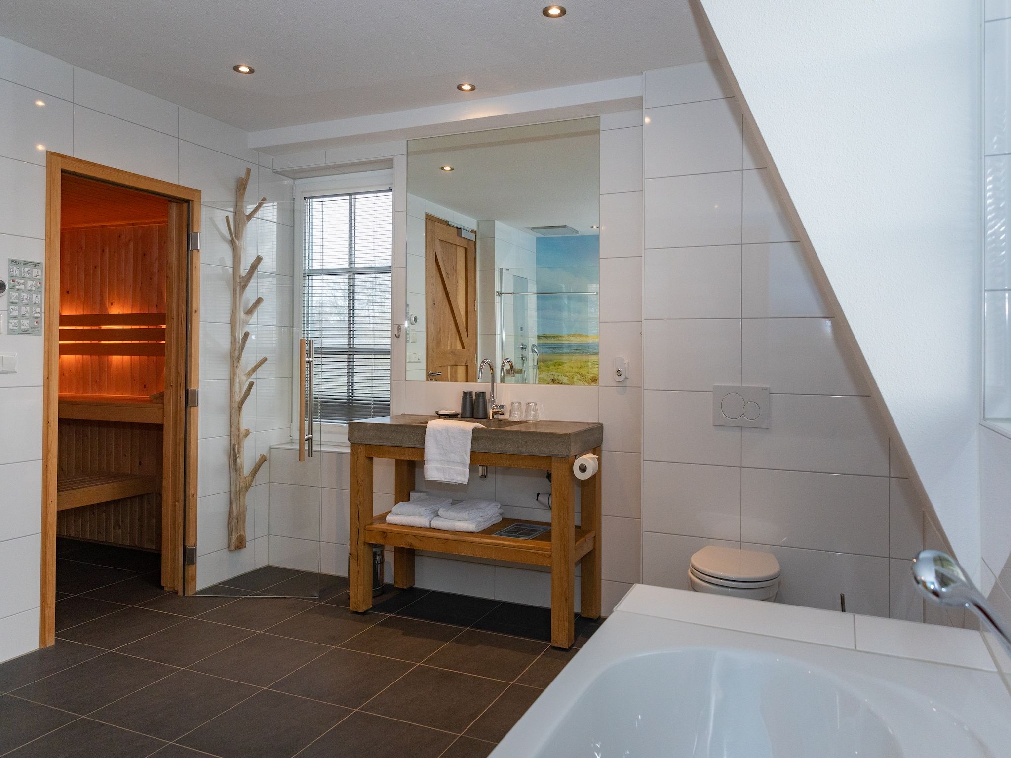 De badkamer van Waddenweelde Texel in Den Burg