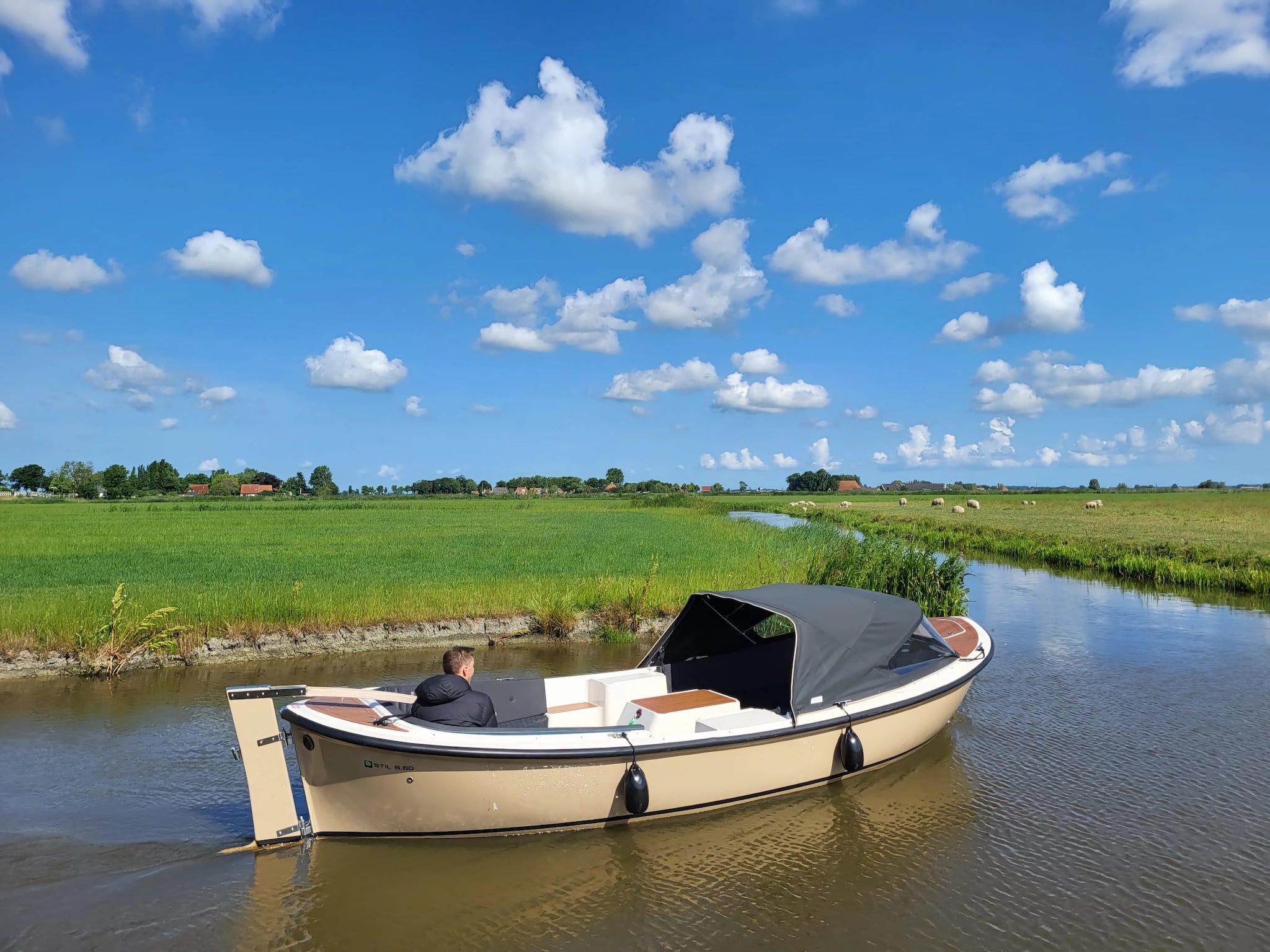 Moderne hoekvilla middenin Friesland in leons - Foto 27 van 30