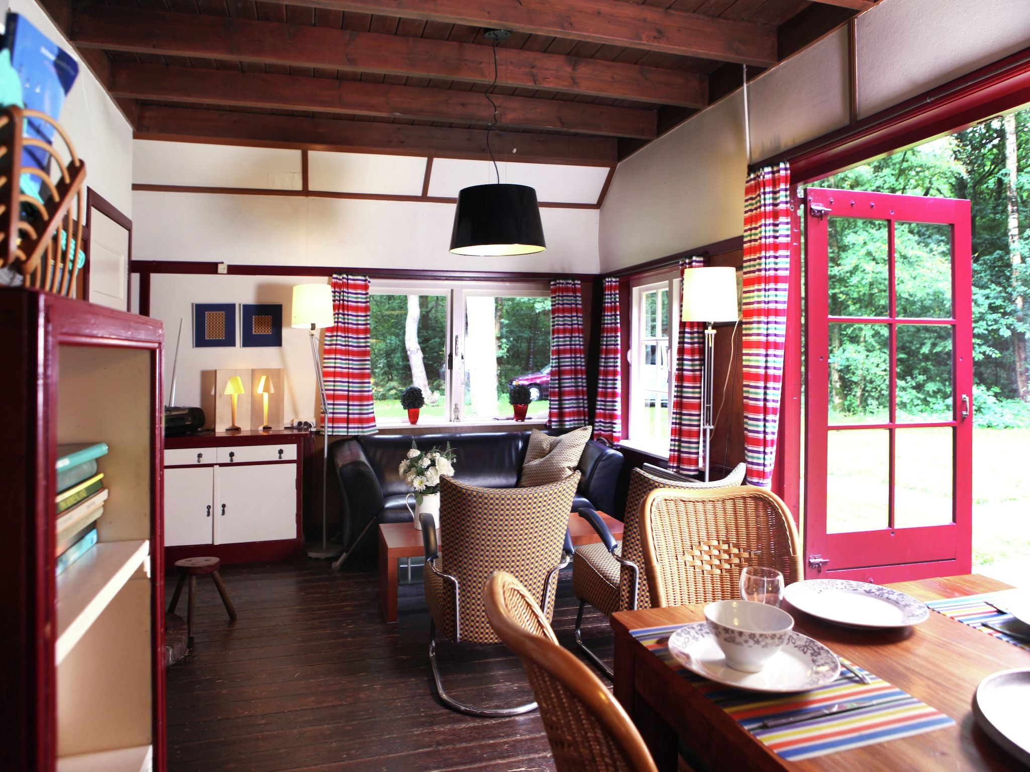 De woonkamer van De Wildenberg in Zuidwolde