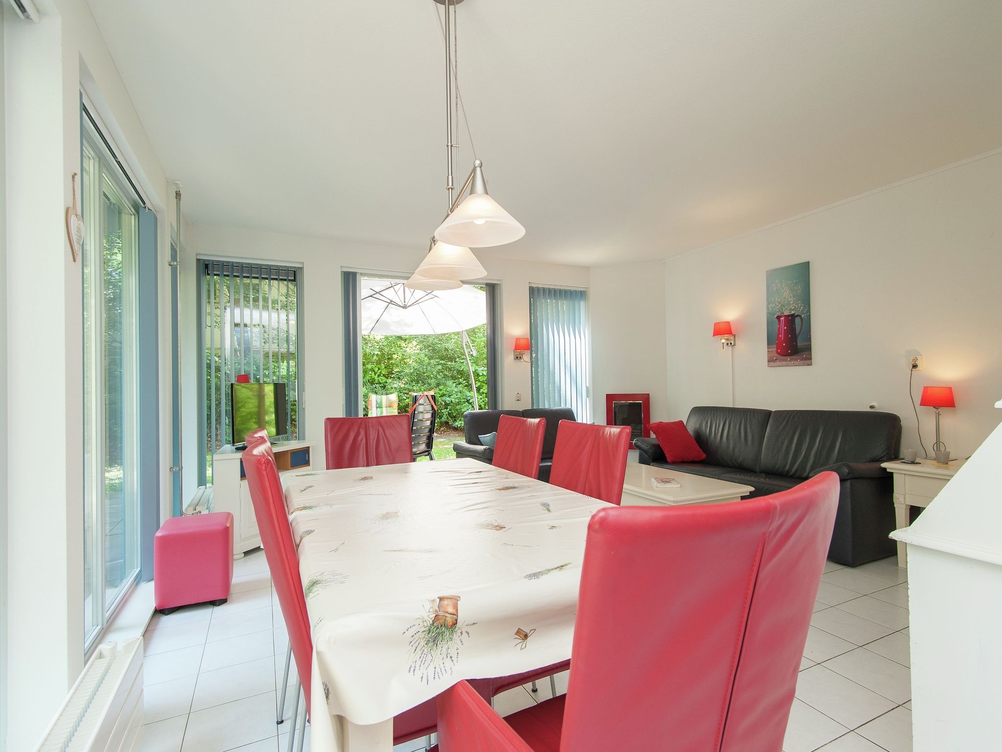 De eetkamer van De Meerkoet in Oudemirdum