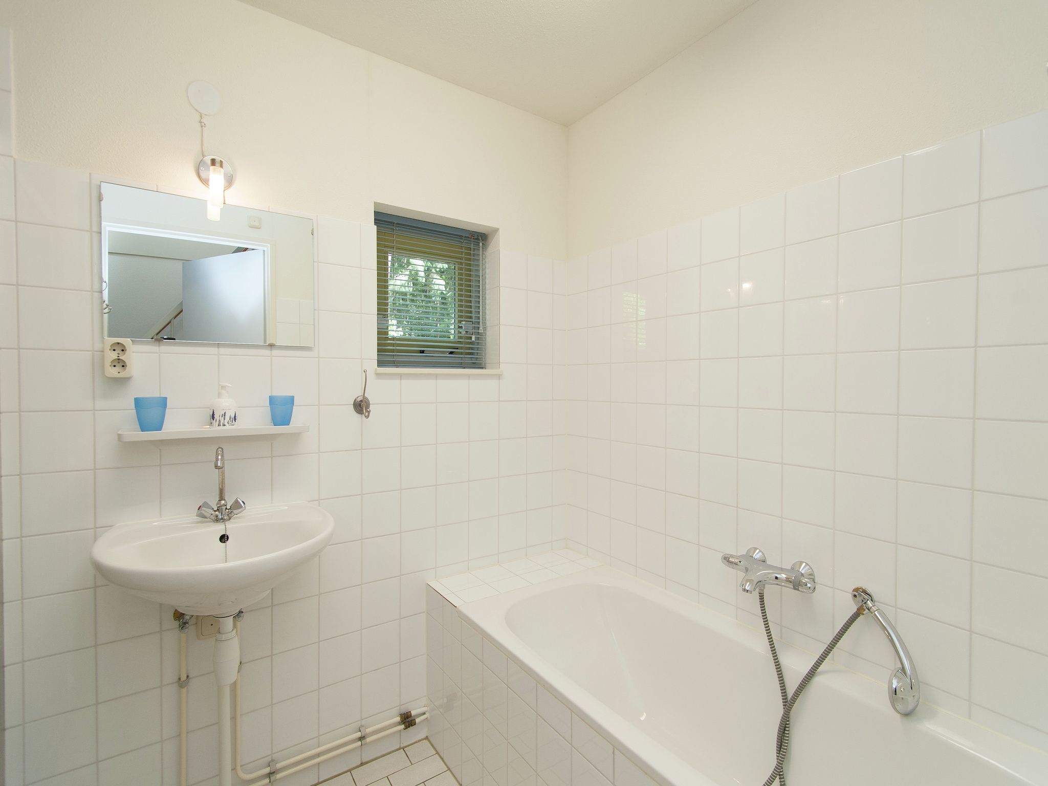 De badkamer van De Meerkoet in Oudemirdum