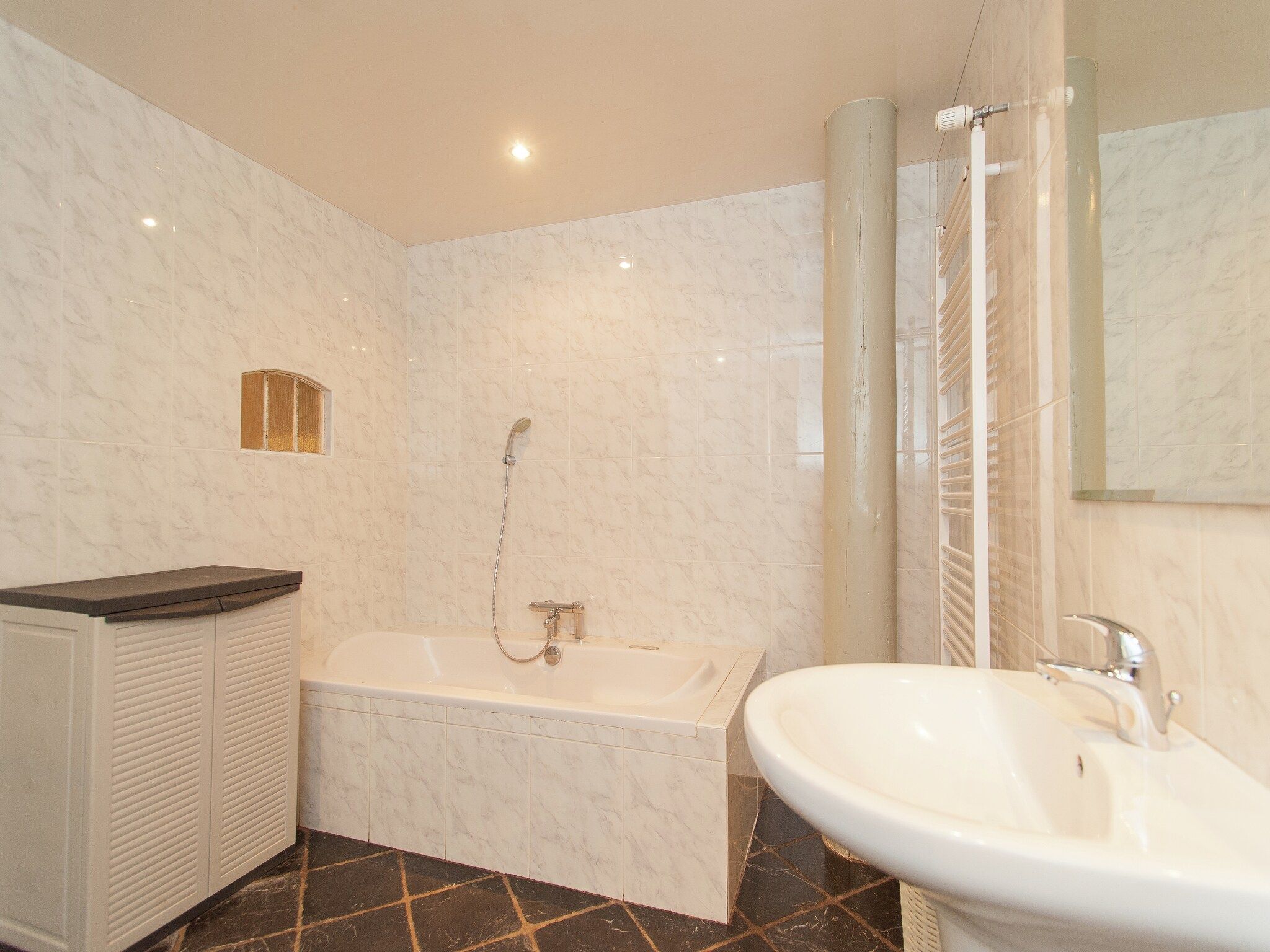 De badkamer van Haulervaart in Waskemeer