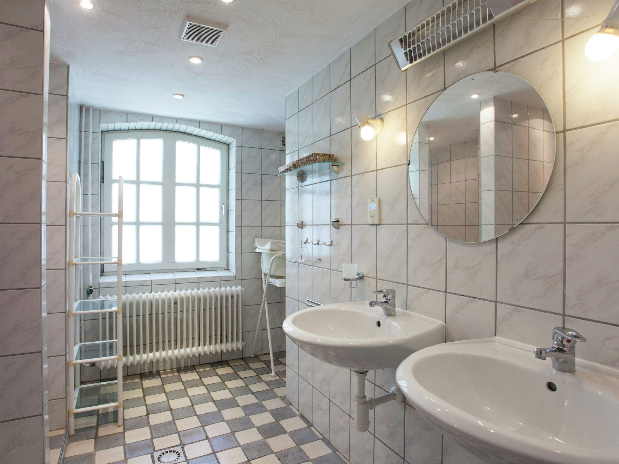 De badkamer van Los Elefantes in Sint Joost