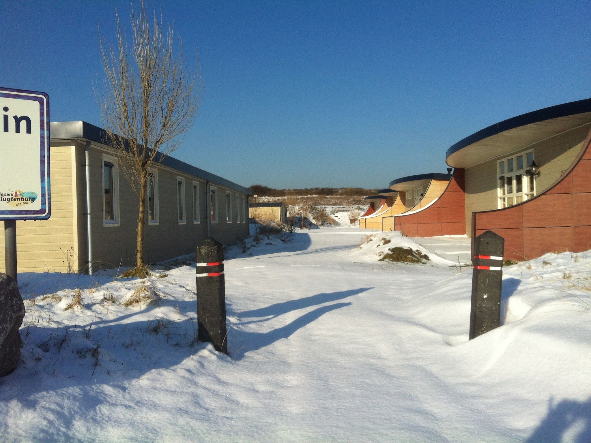 De buitenkant van Strandpark Vlugtenburg 2 in 's-Gravenzande