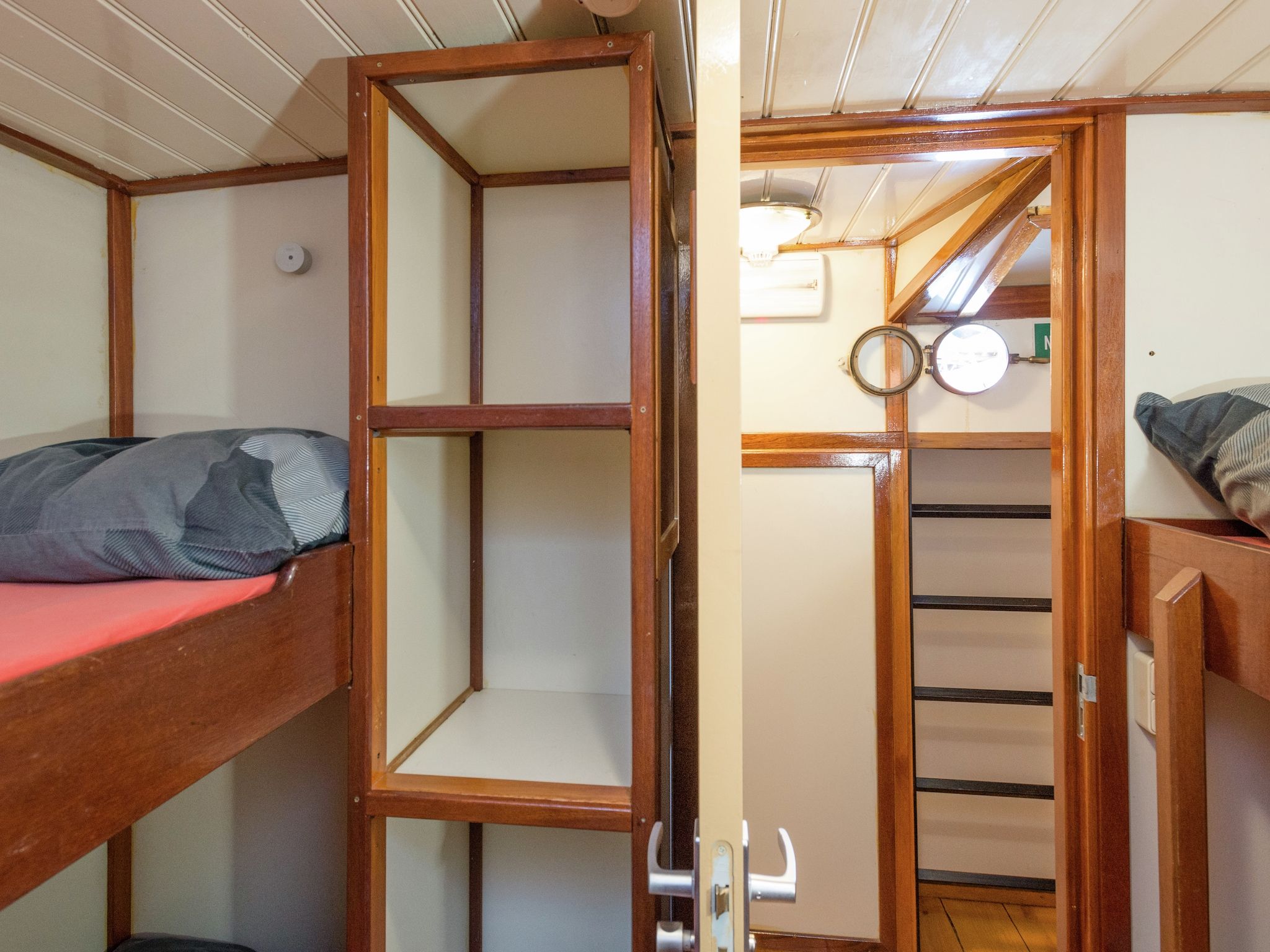 Een slaapkamer van Korevaer in Leiden