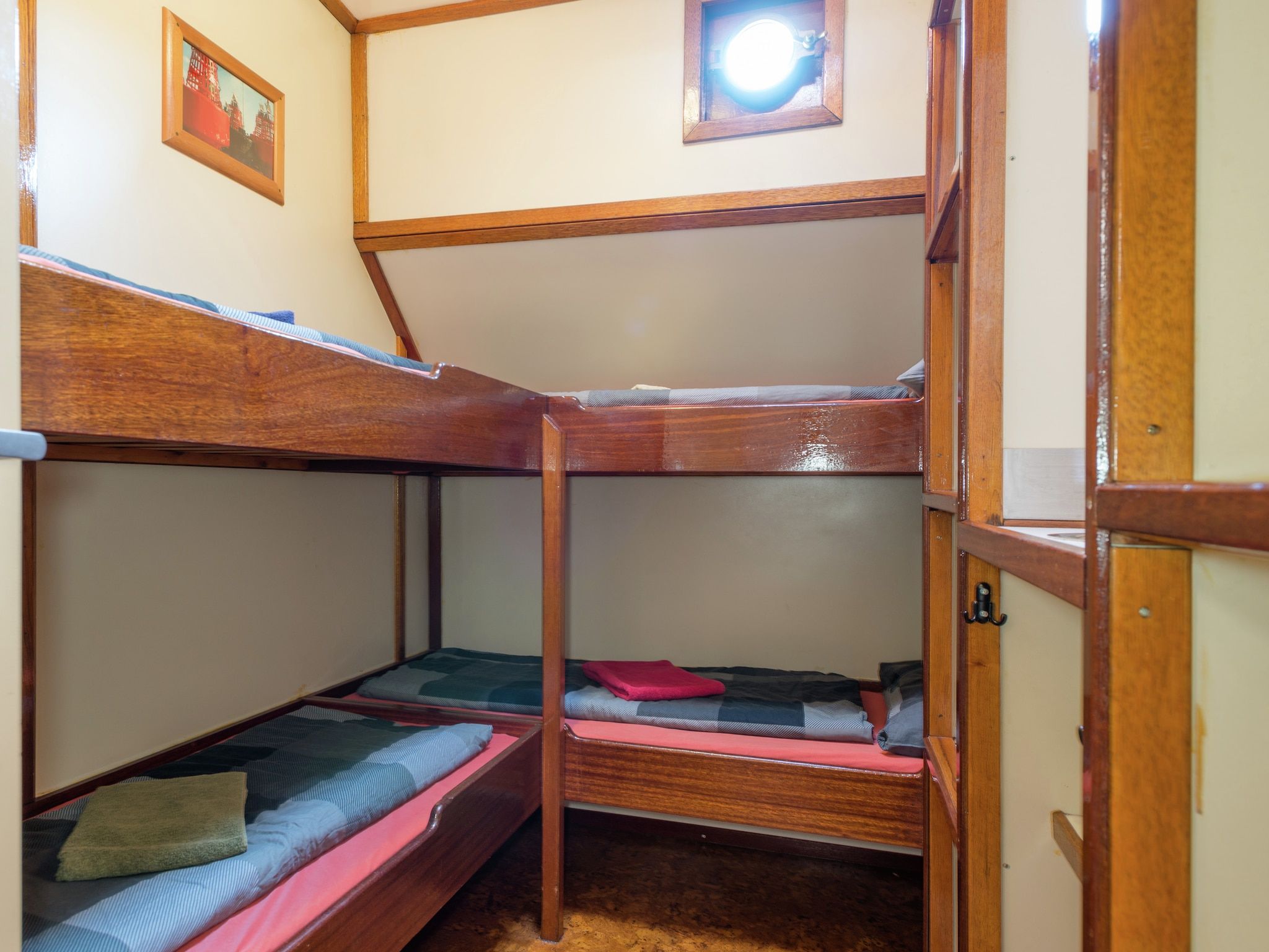 Een slaapkamer van Korevaer in Leiden