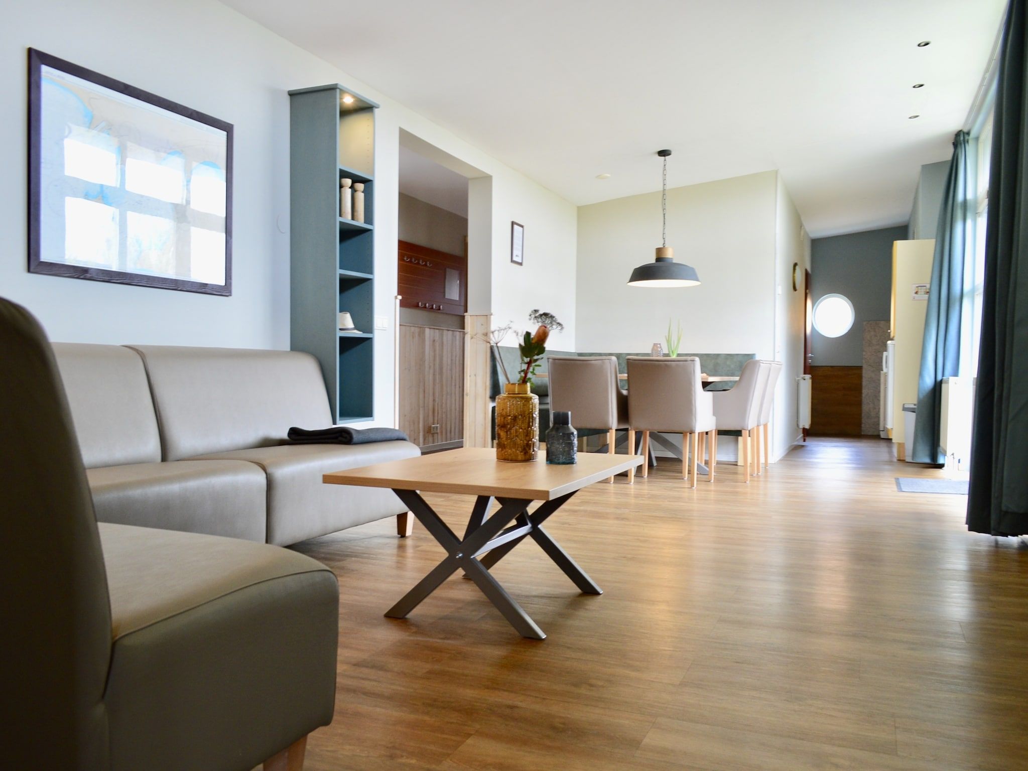 De woonkamer van Strandpark Vlugtenburg 6 in 's-Gravenzande