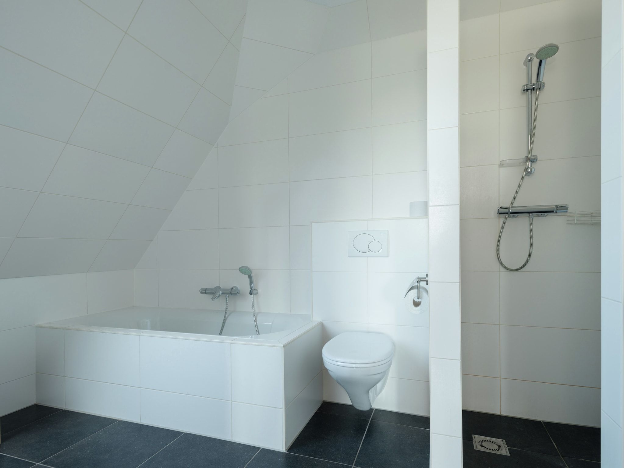 De badkamer van Van Vuure in Zuidoostbeemster