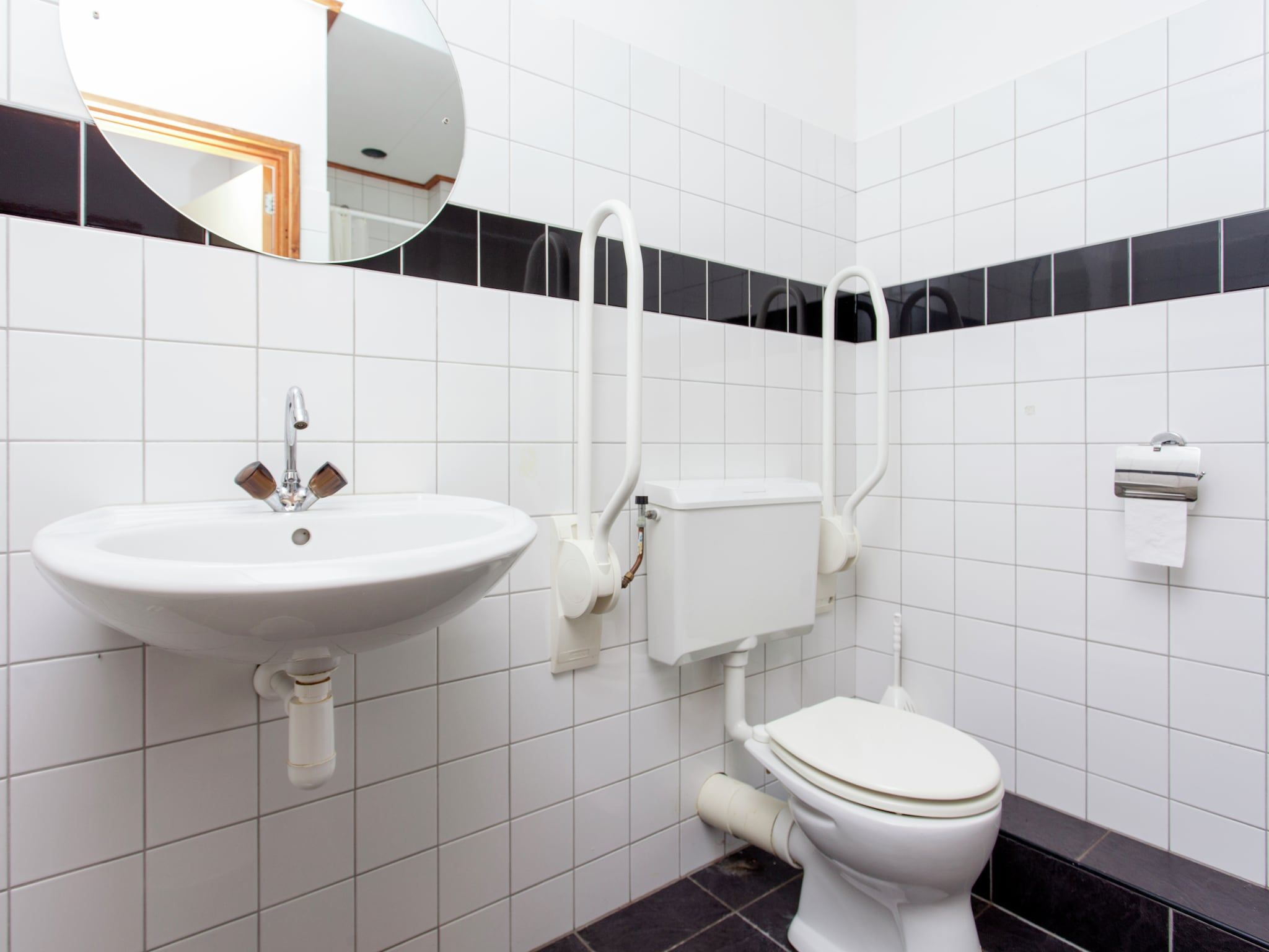 De badkamer van De Vakantie boerderij in Holwerd