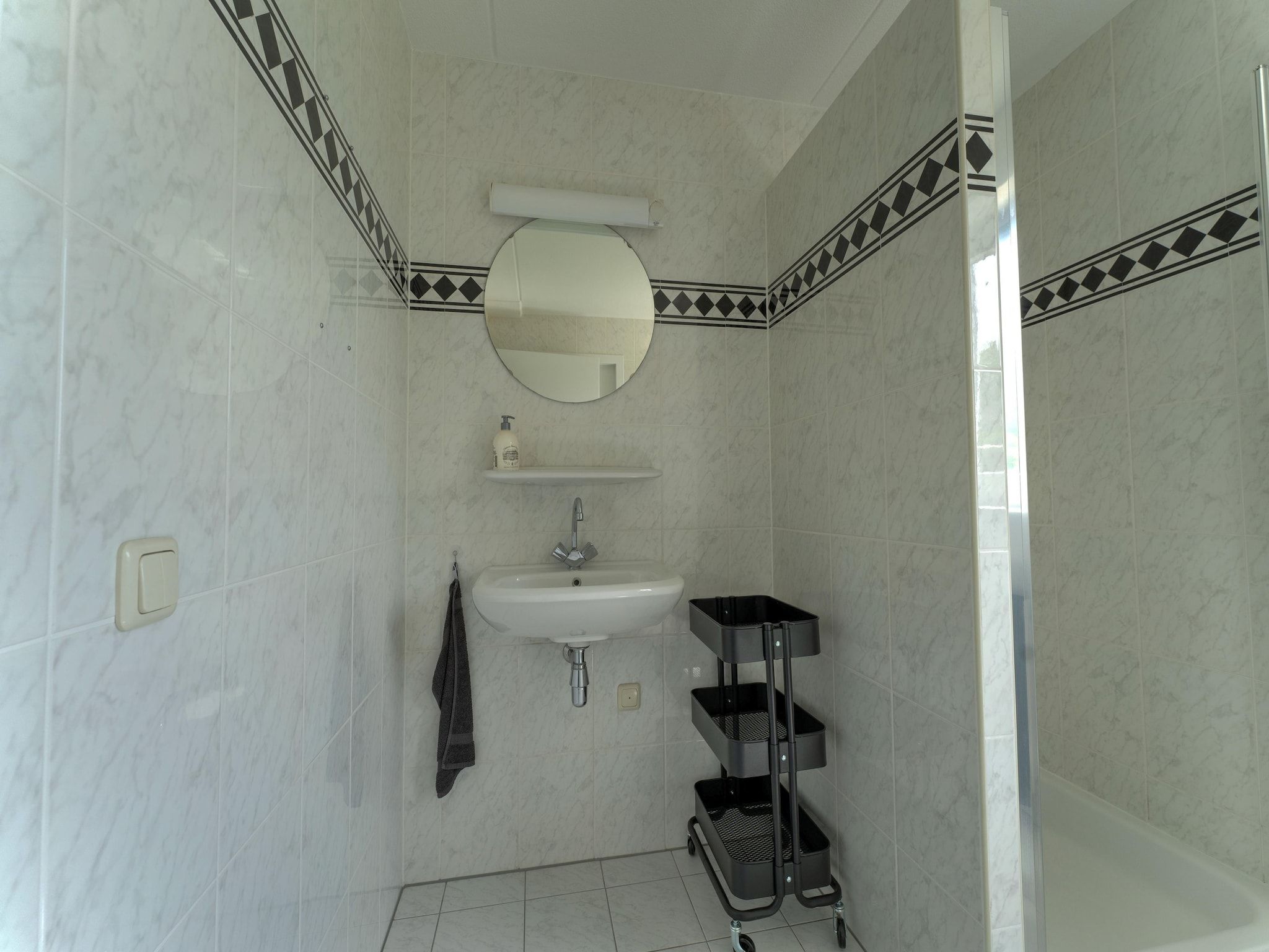 De badkamer van Buitenplaats Enjoy in Zeewolde