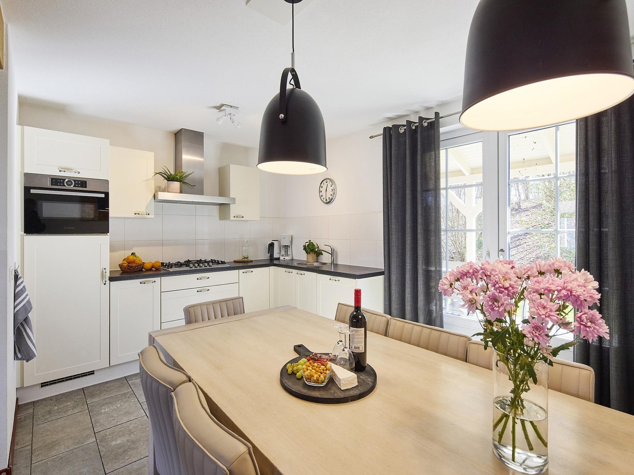 De keuken van Buitenhof De Leistert 11 in Roggel