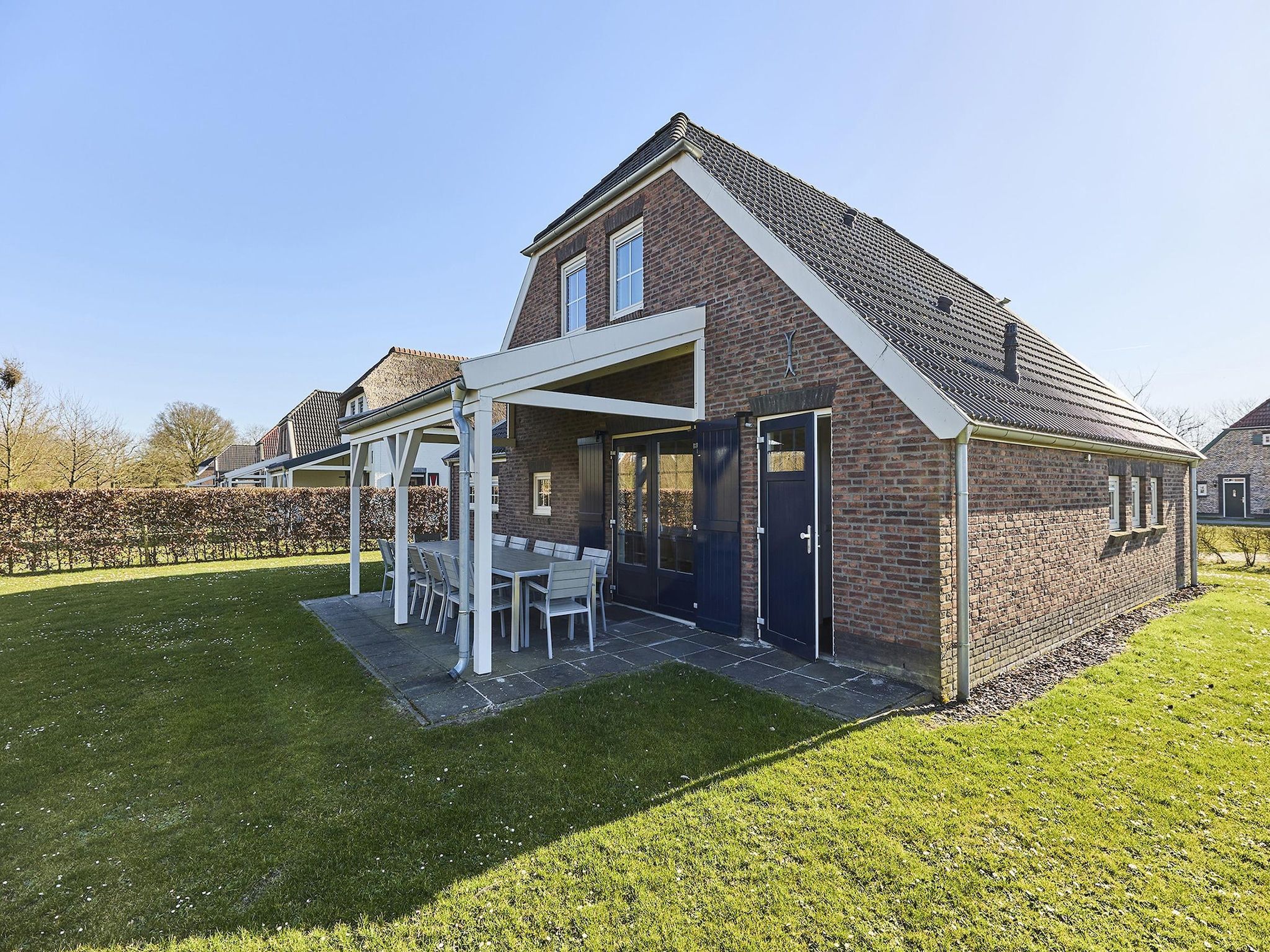 De buitenkant van Buitenhof De Leistert 5 in Roggel