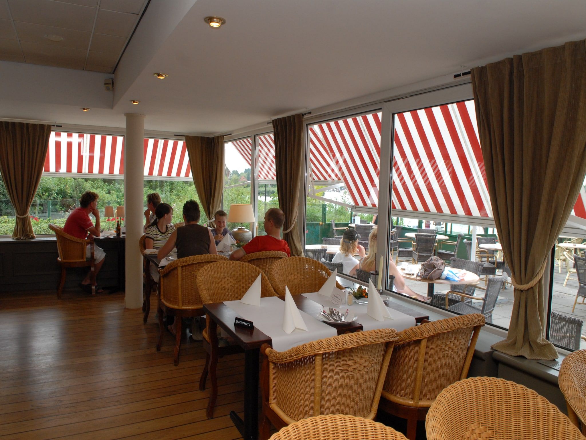 Parkfaciliteiten bij Buitenplaats It Wiid 4 in Eernewoud