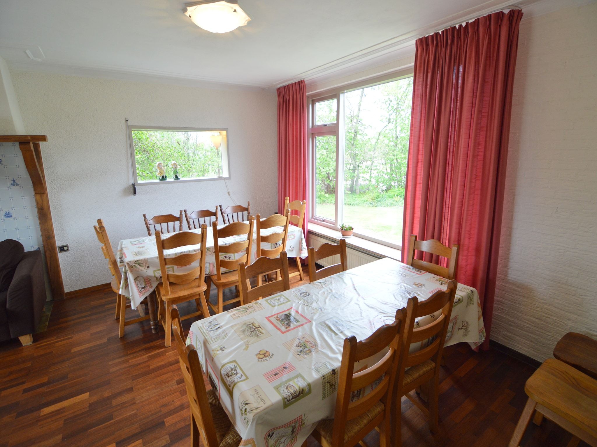 De eetkamer van Paradiso in Elsendorp